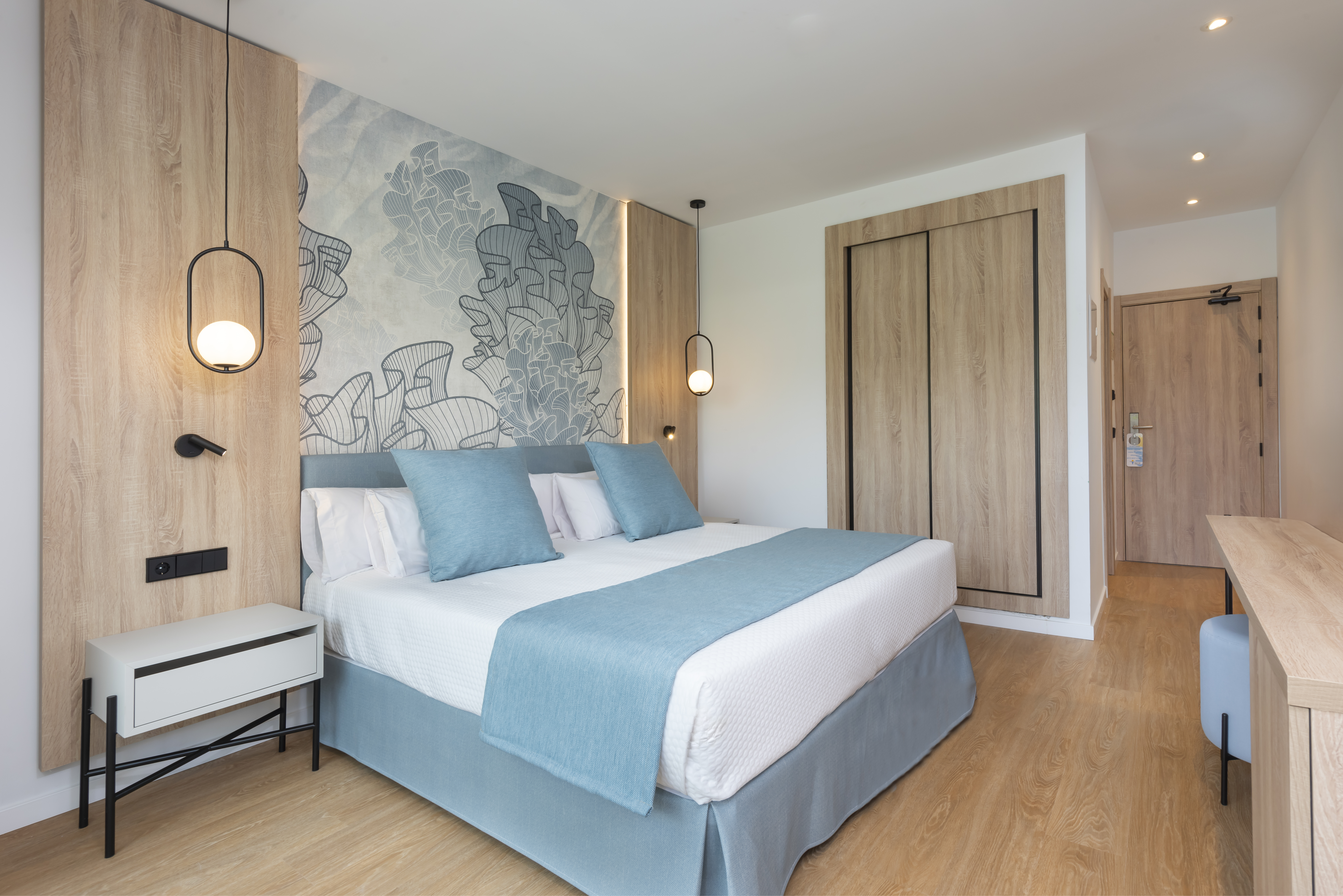 Double or Twin with Balcony