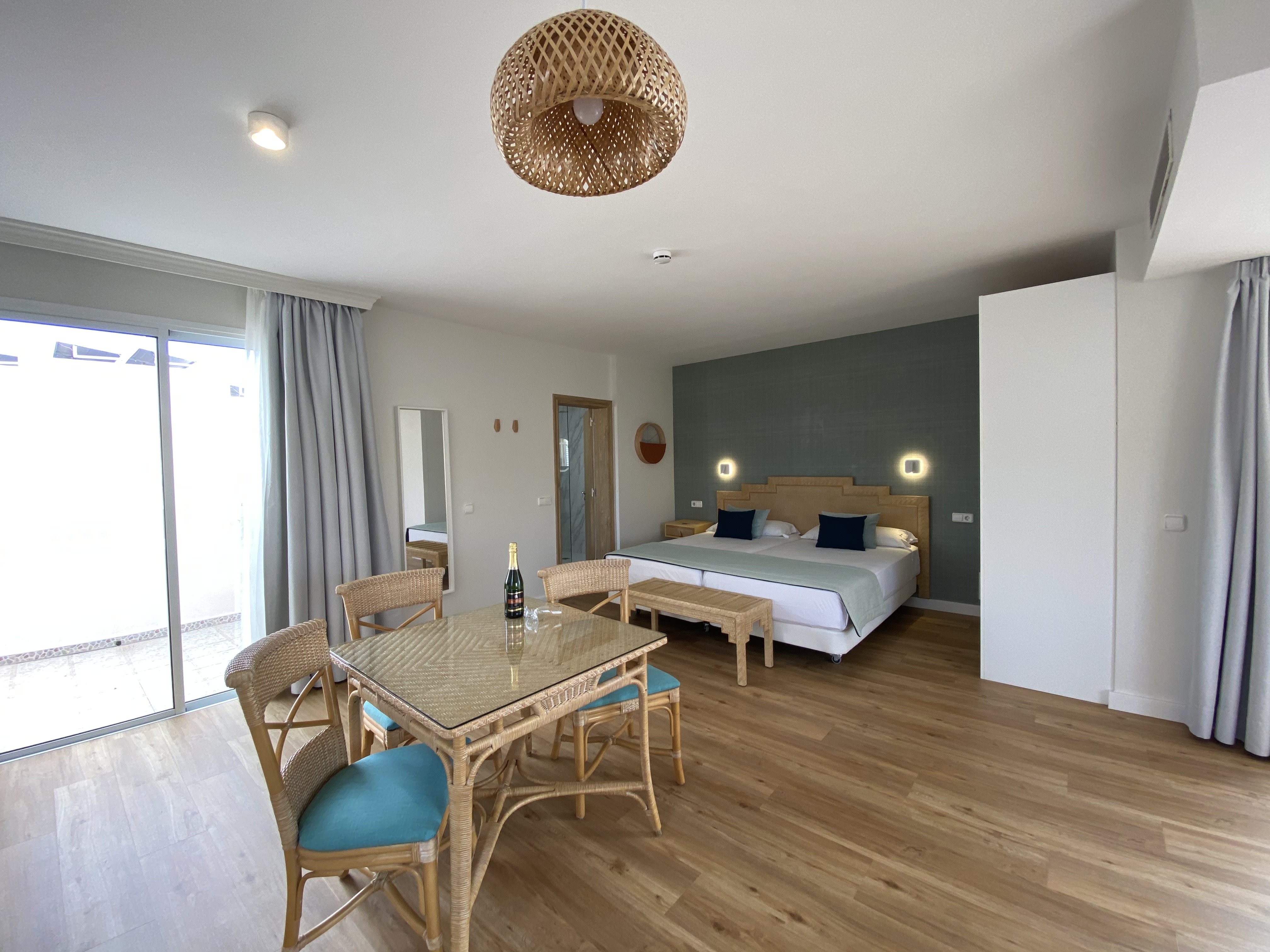 Double Sea View Capacity 2