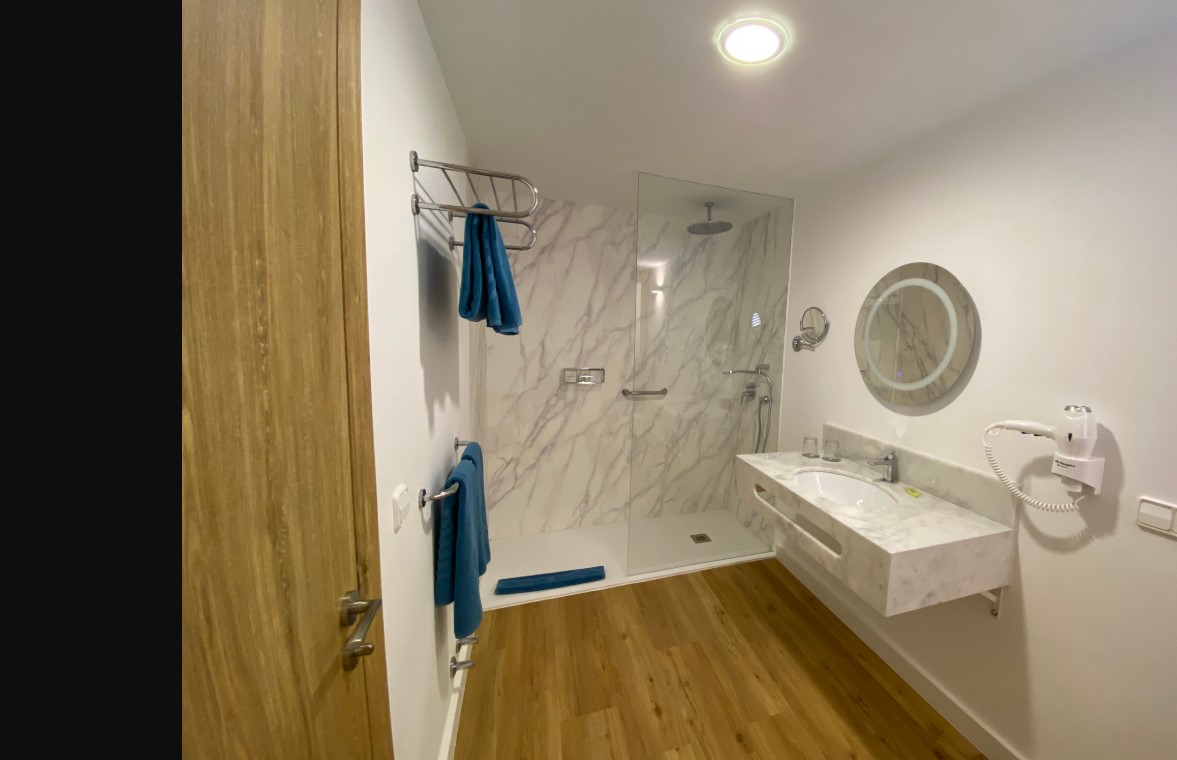 Double Single Sea View