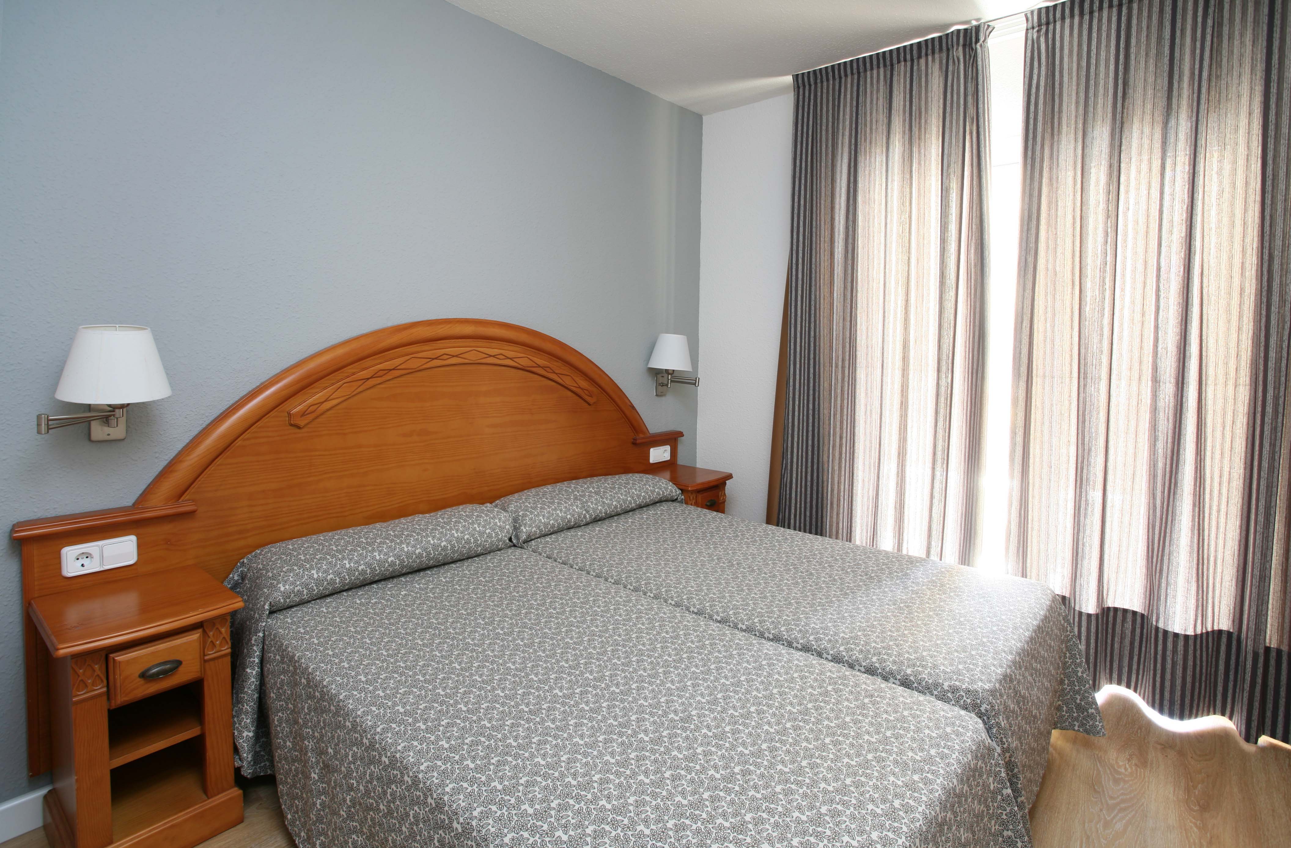 Apartment Capacity 6