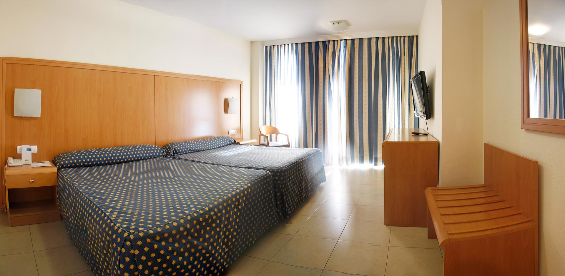 Double or Twin Standard