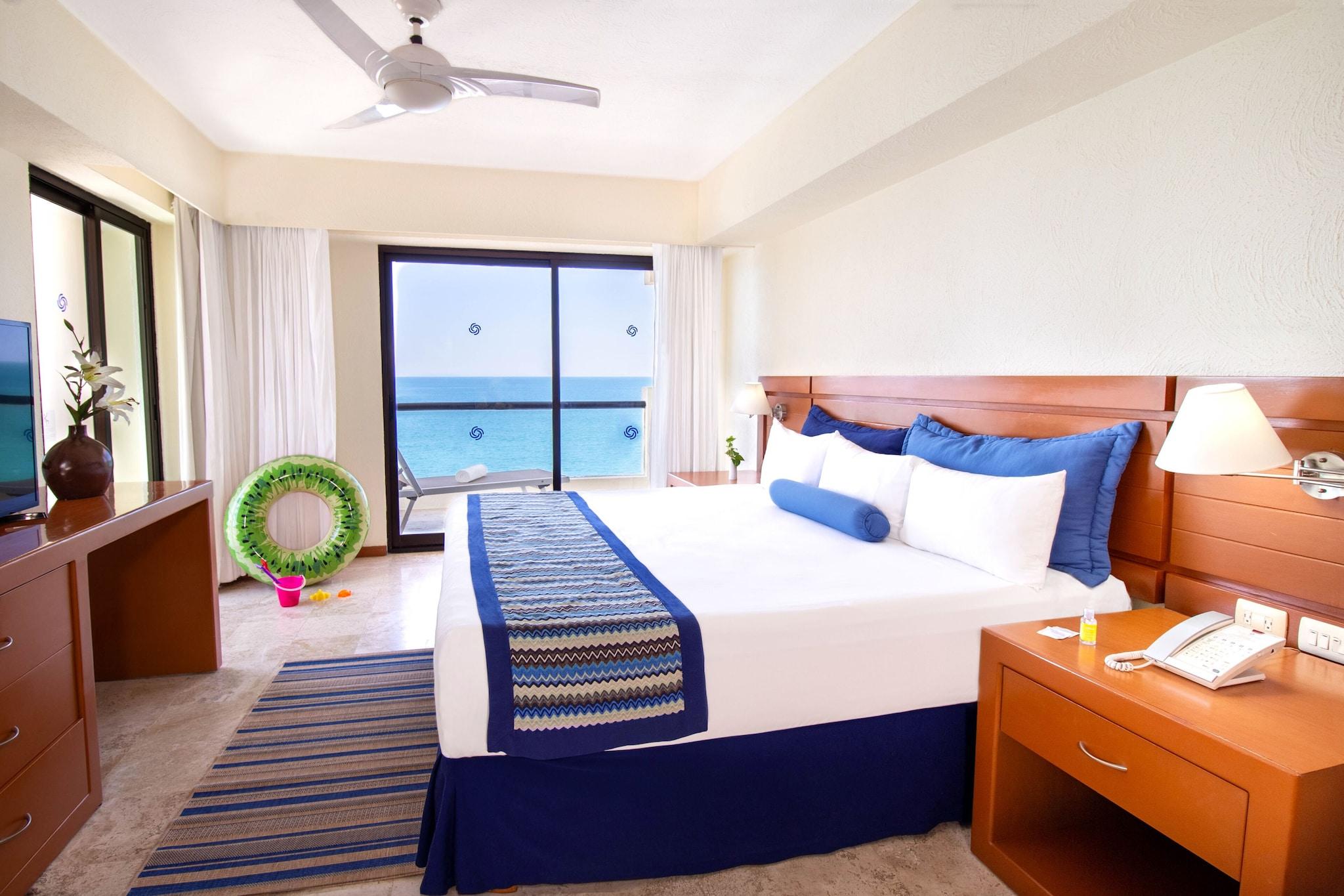 Suite Ocean View Two Double Beds