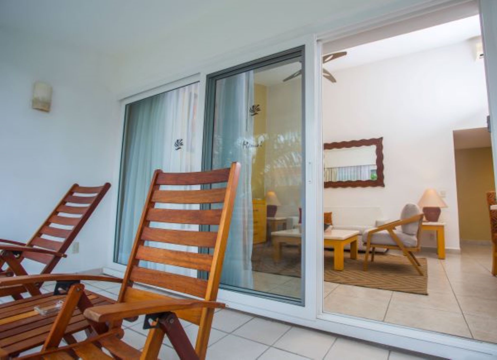 Single Premier Two Bedrooms