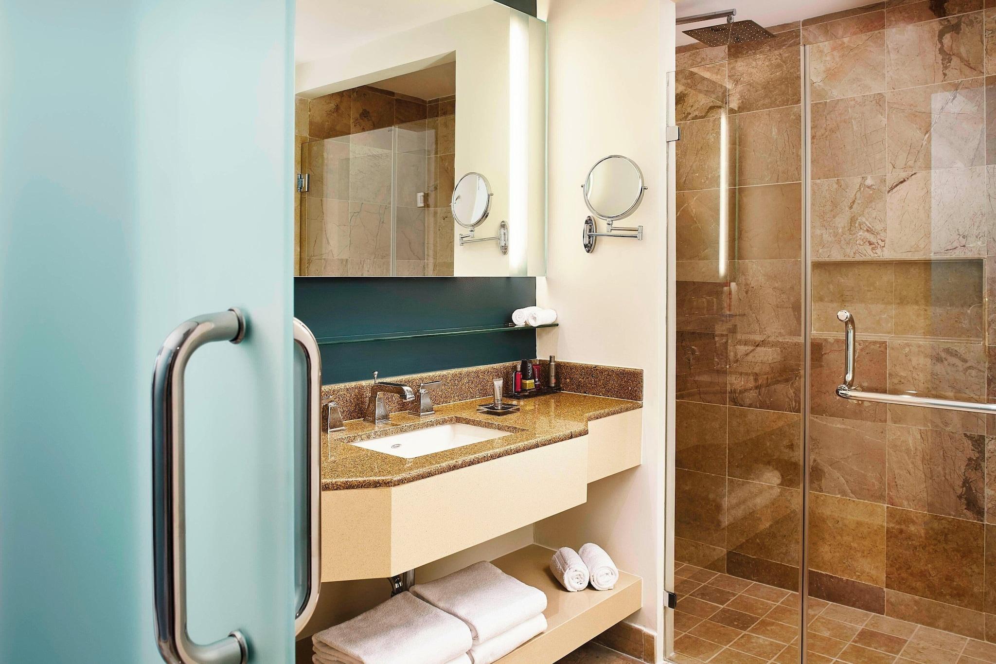 Quadruple Two Double Beds