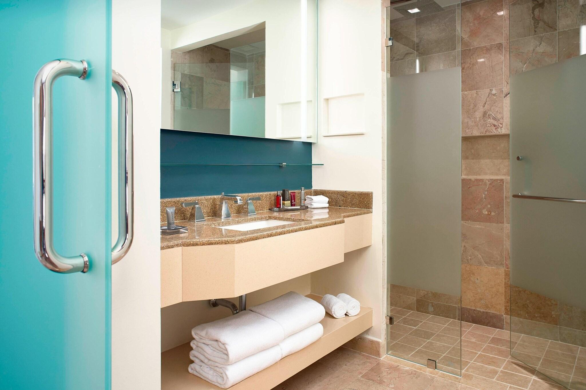 Quadruple Ocean View Two Double Beds