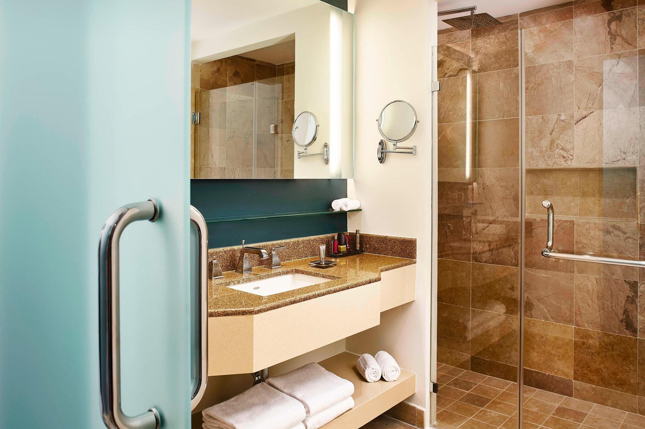 Quadruple Ocean View Two Double Beds