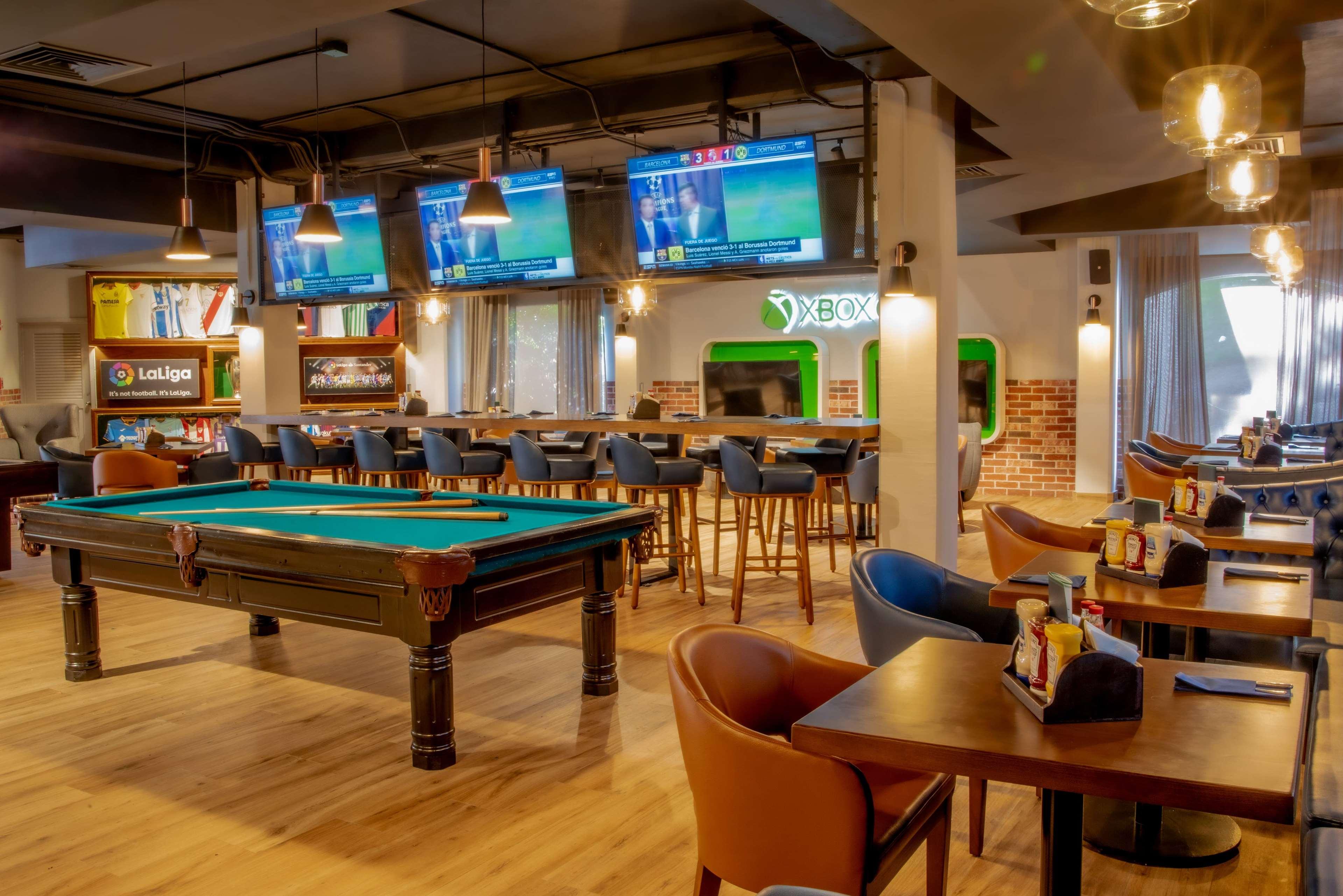 Bar