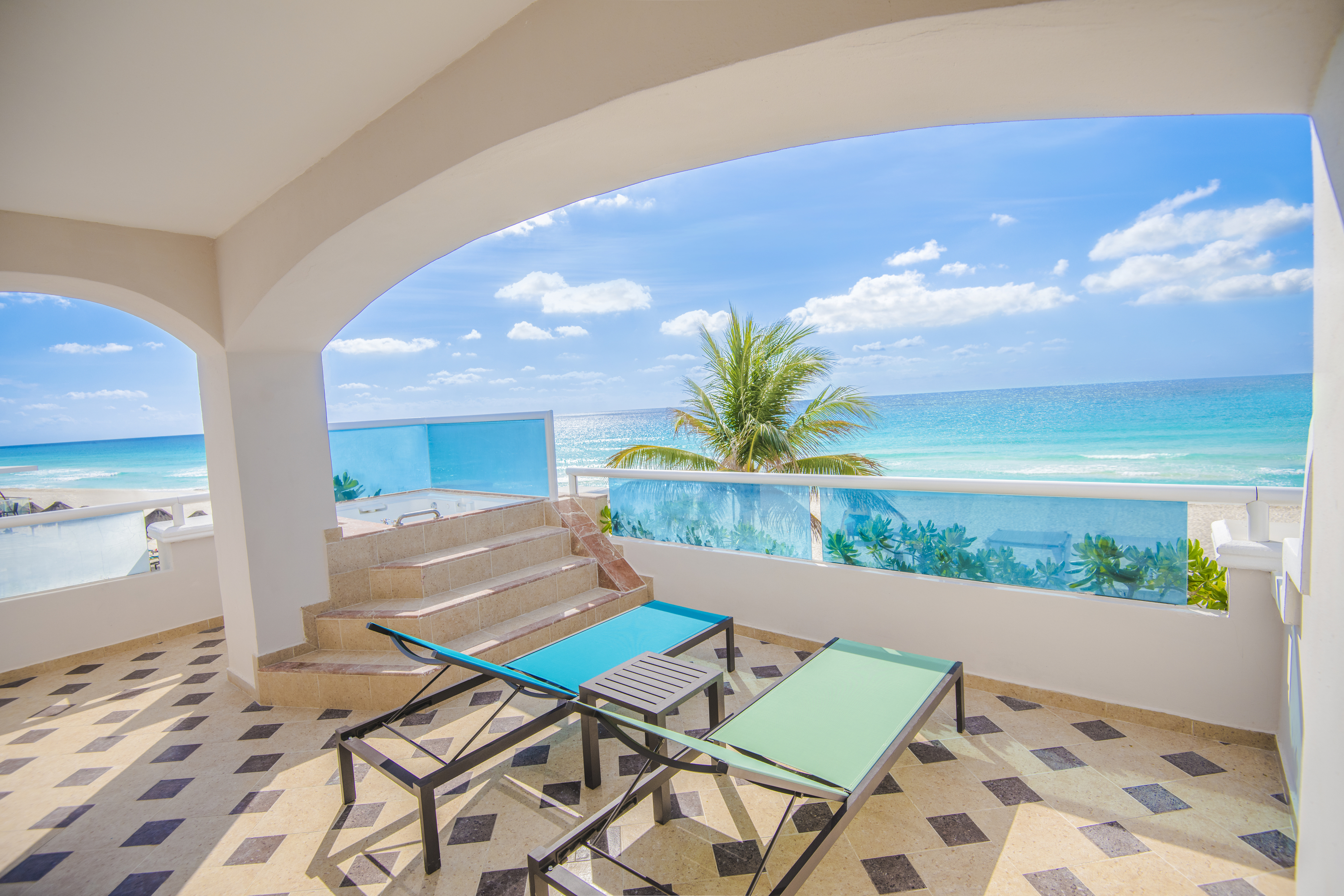Suite Ocean Front One Bedroom