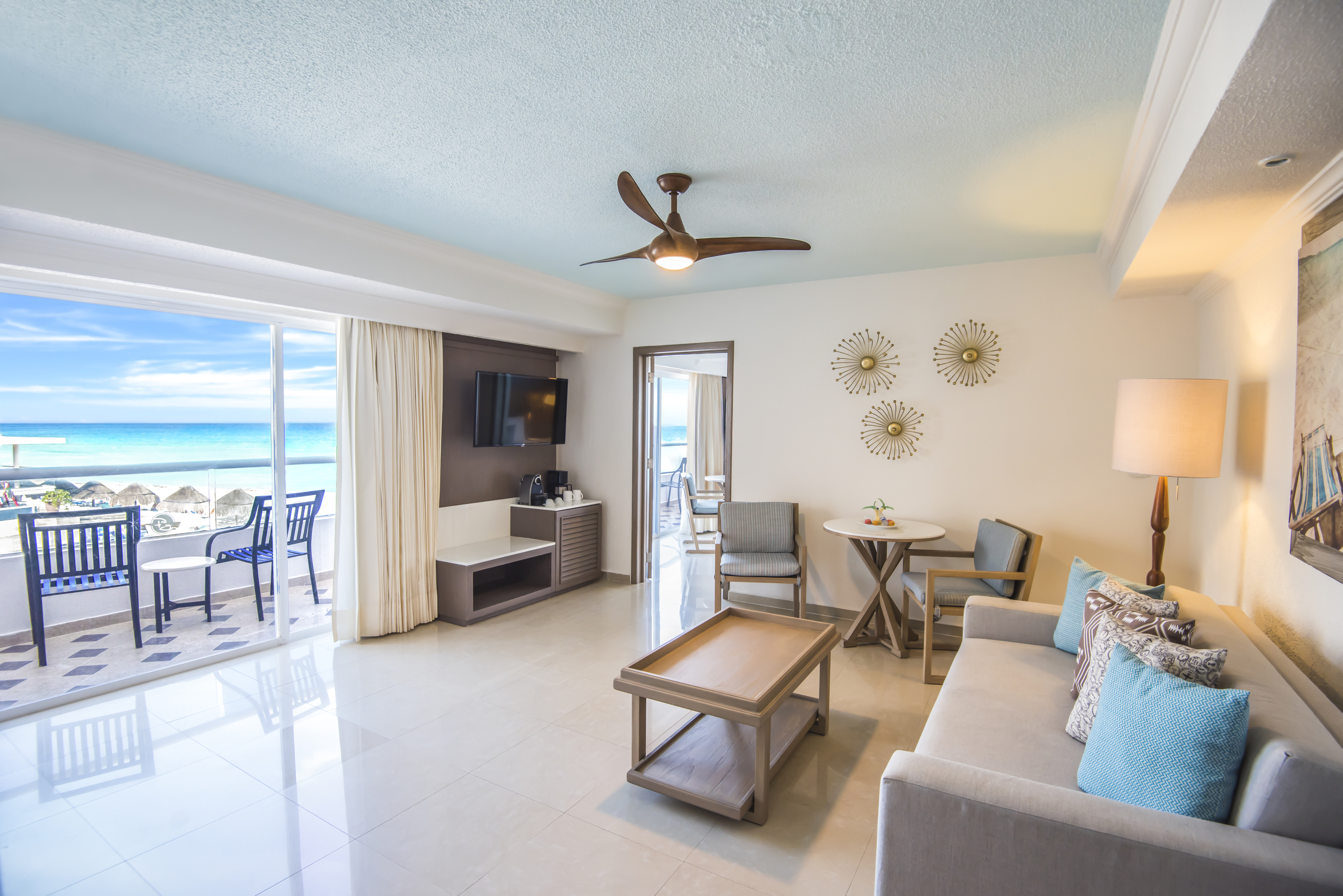 Suite Ocean Front One Bedroom