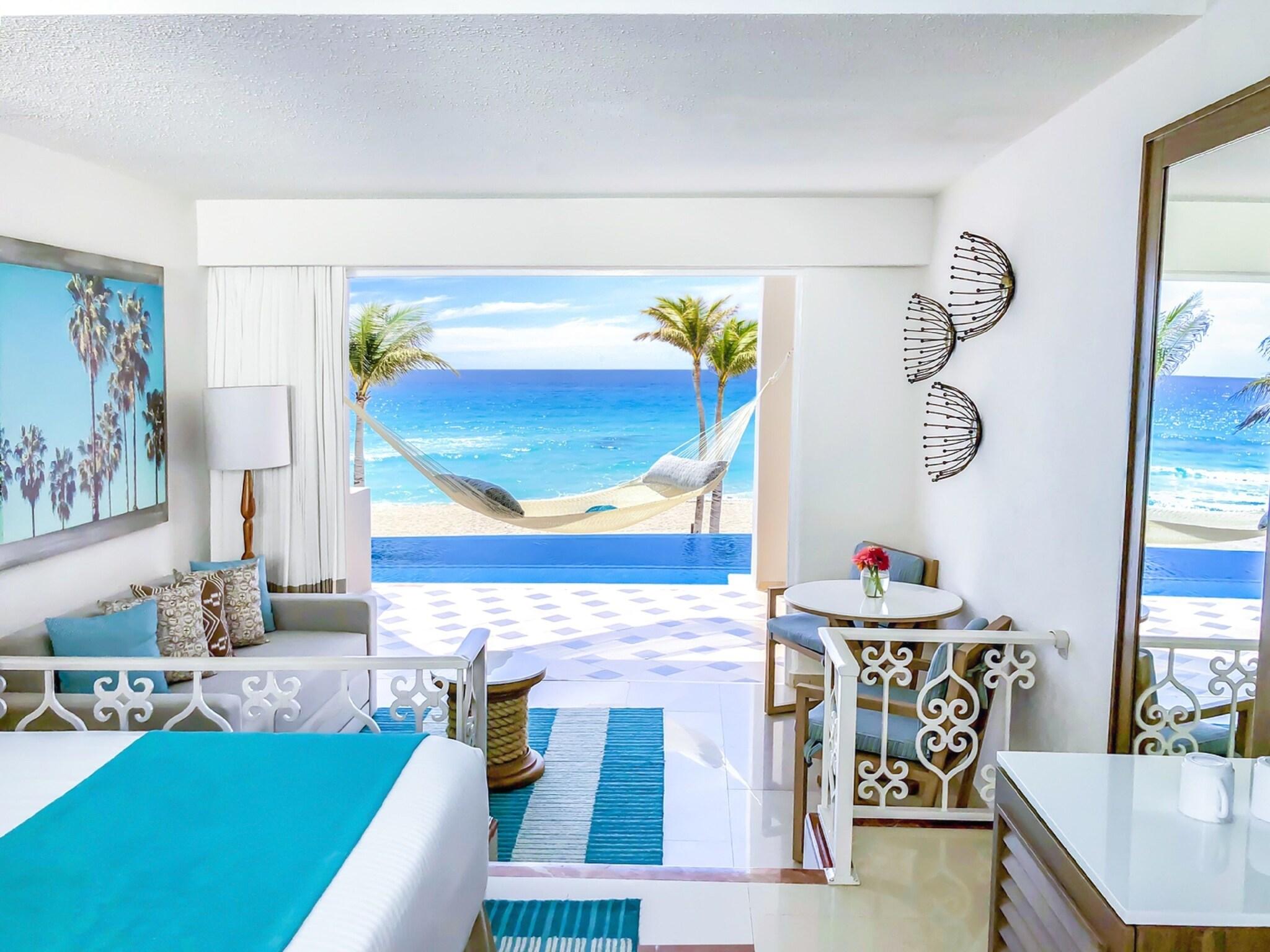 Junior Suite Beach Front