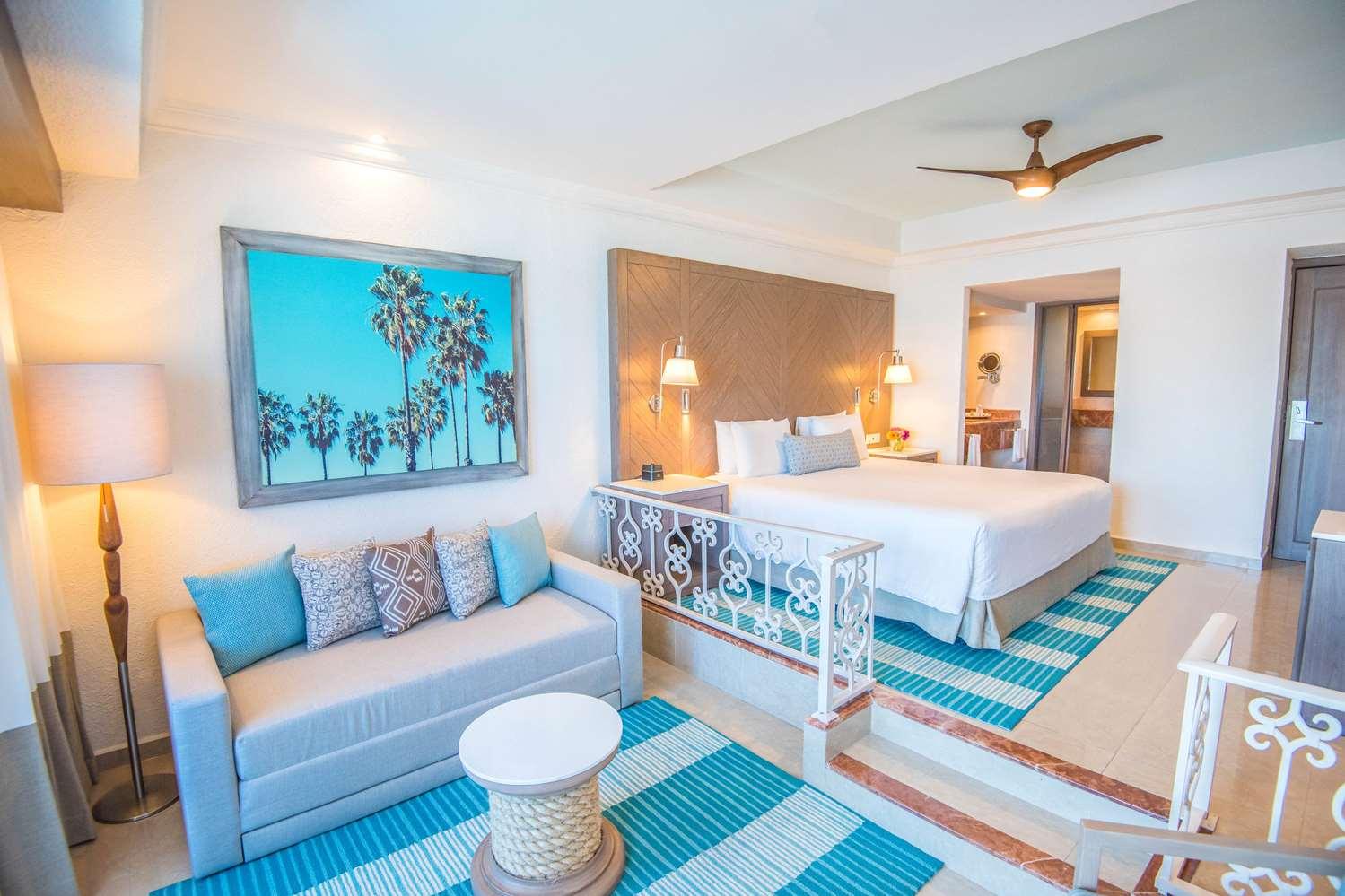 Junior Suite Beach Front
