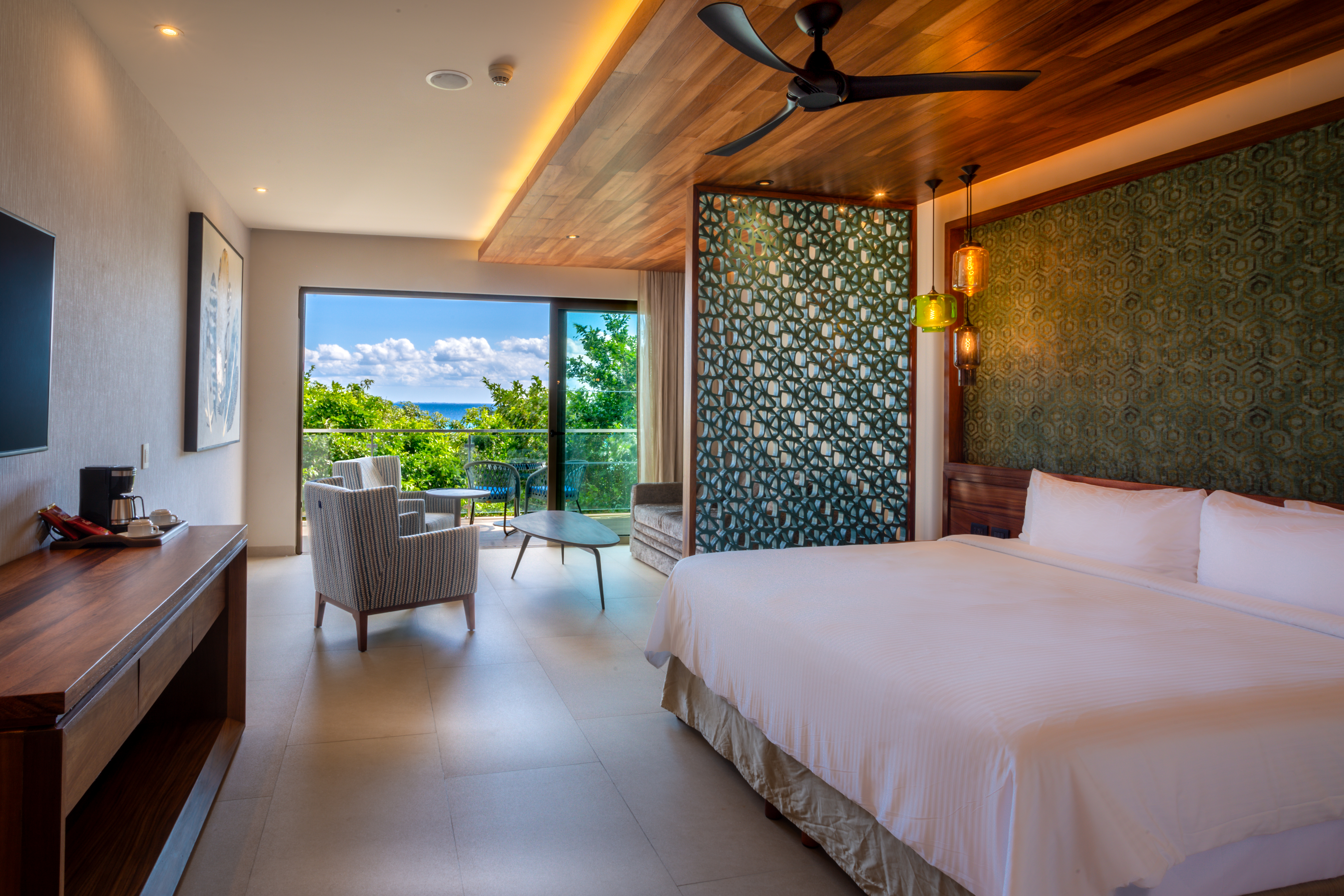 Junior Suite King Size Bed