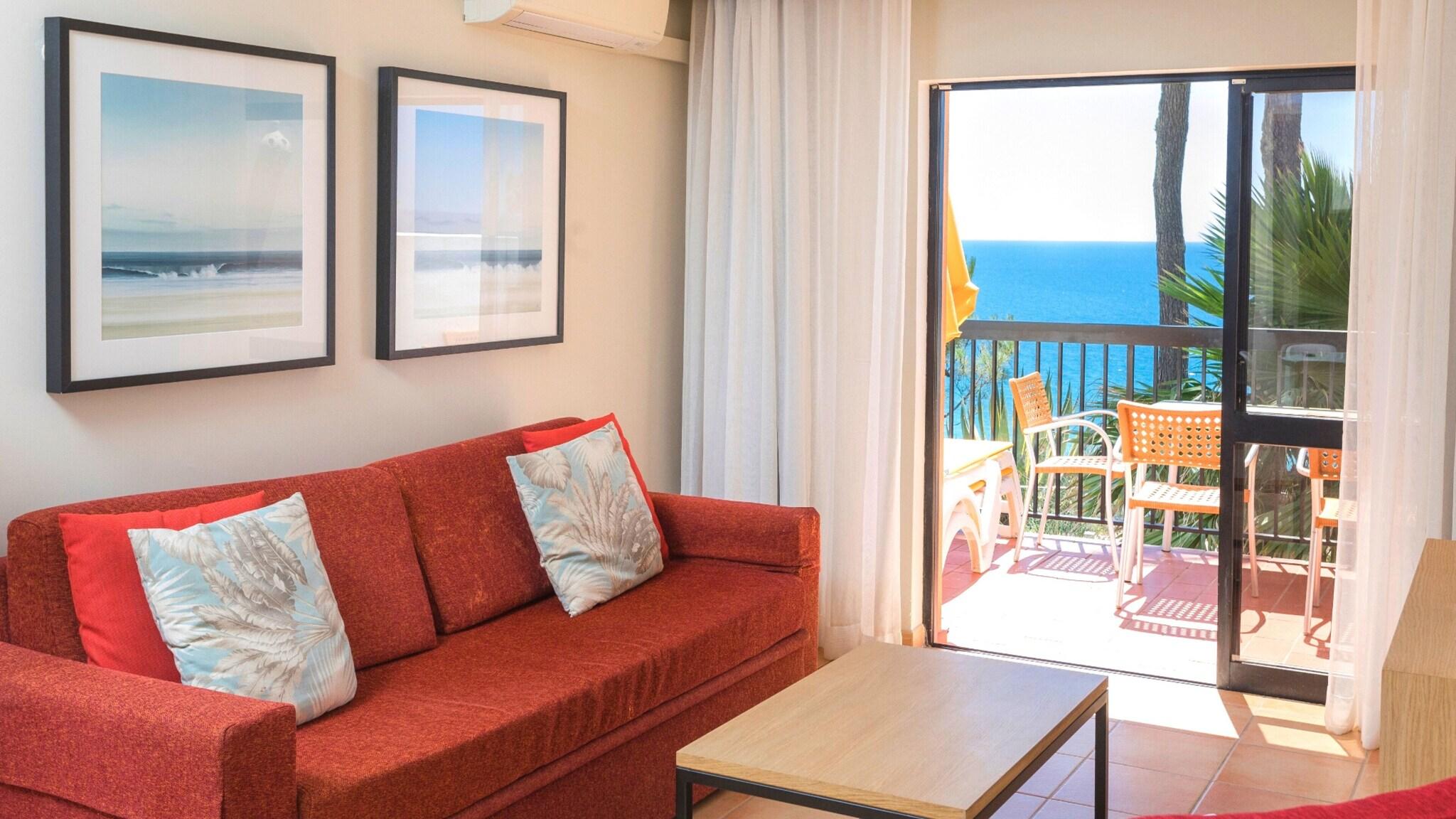 Apartment Three Bedrooms with Views