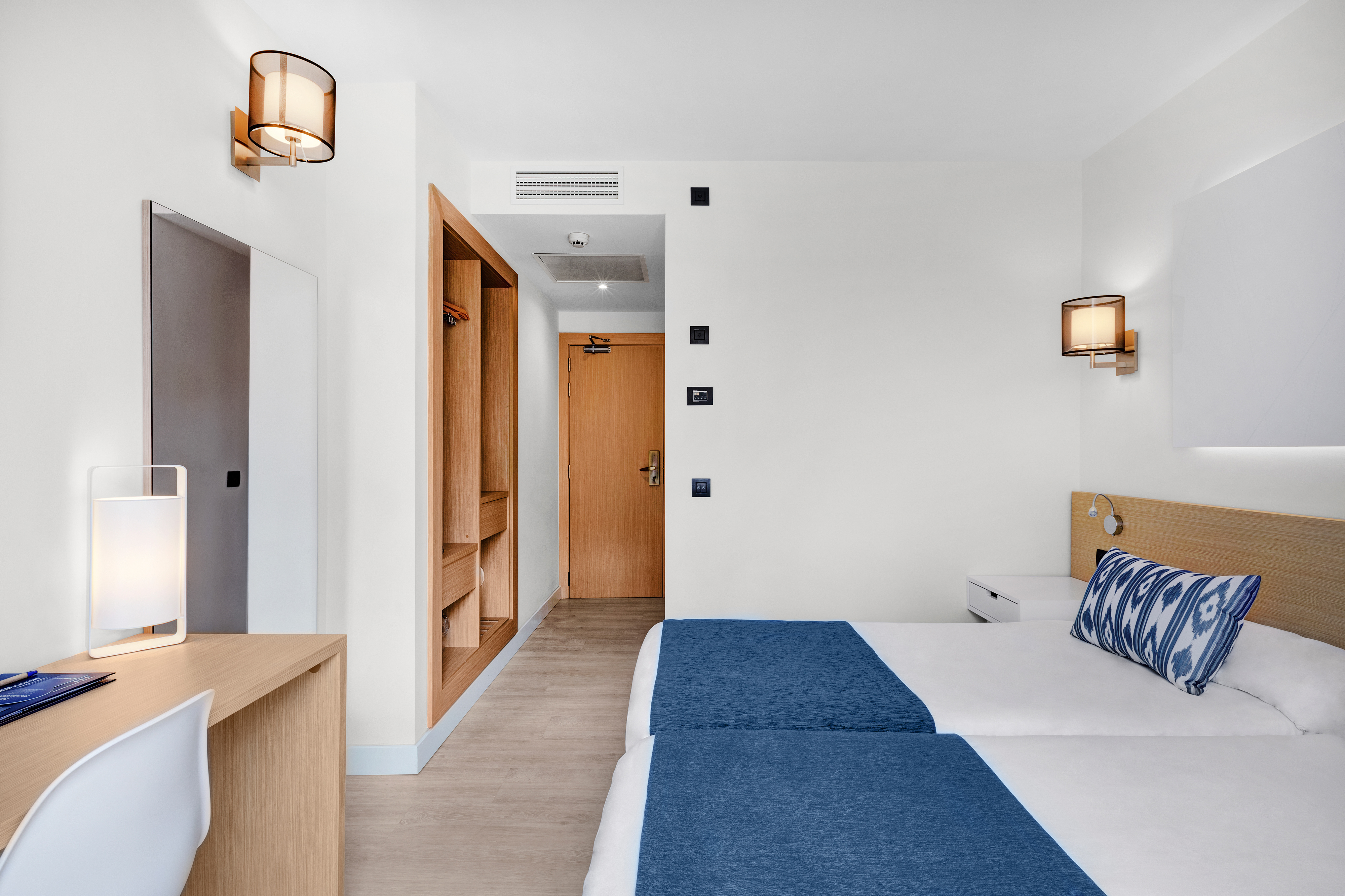 Double or Twin Annex