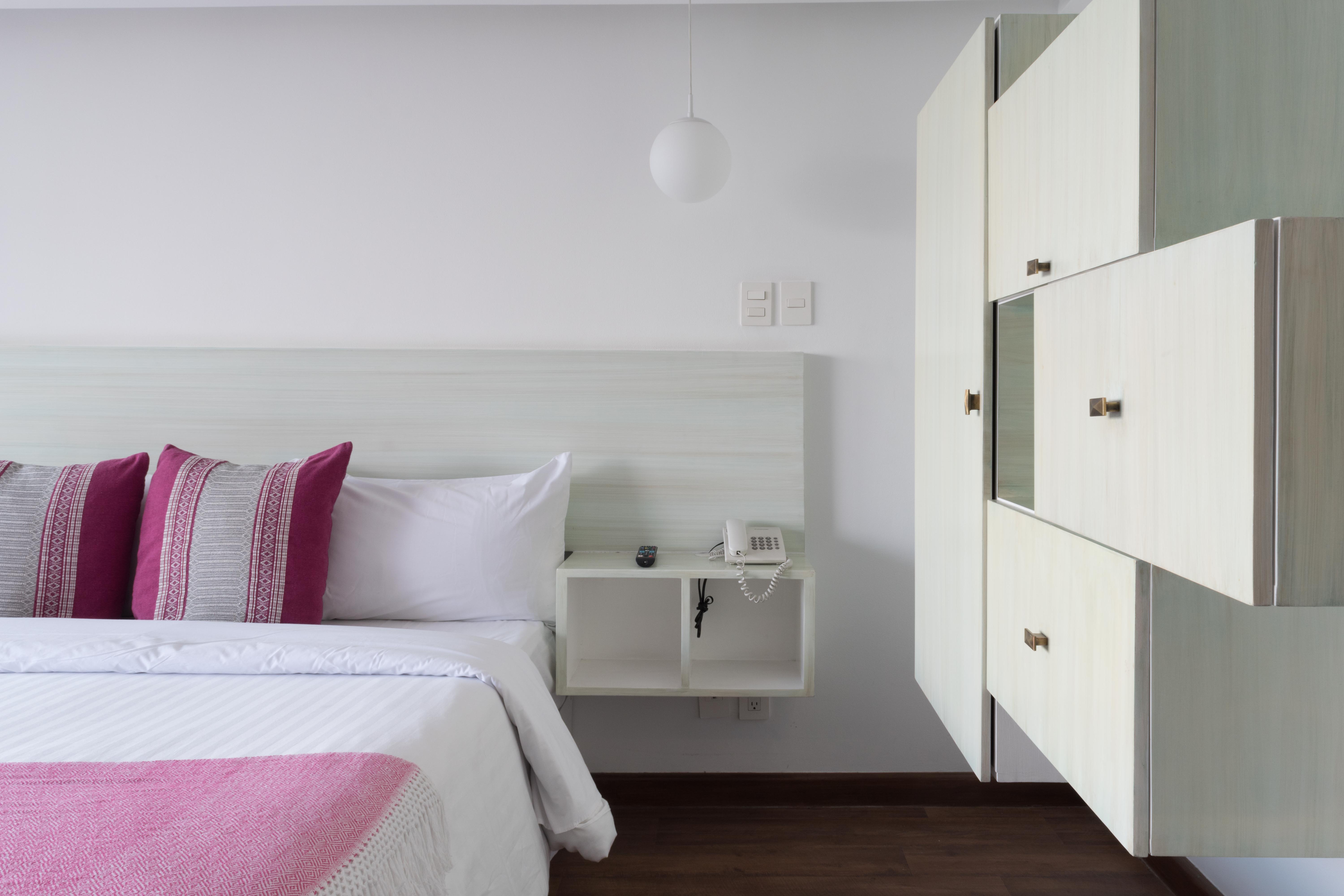 Double Deluxe King Bed