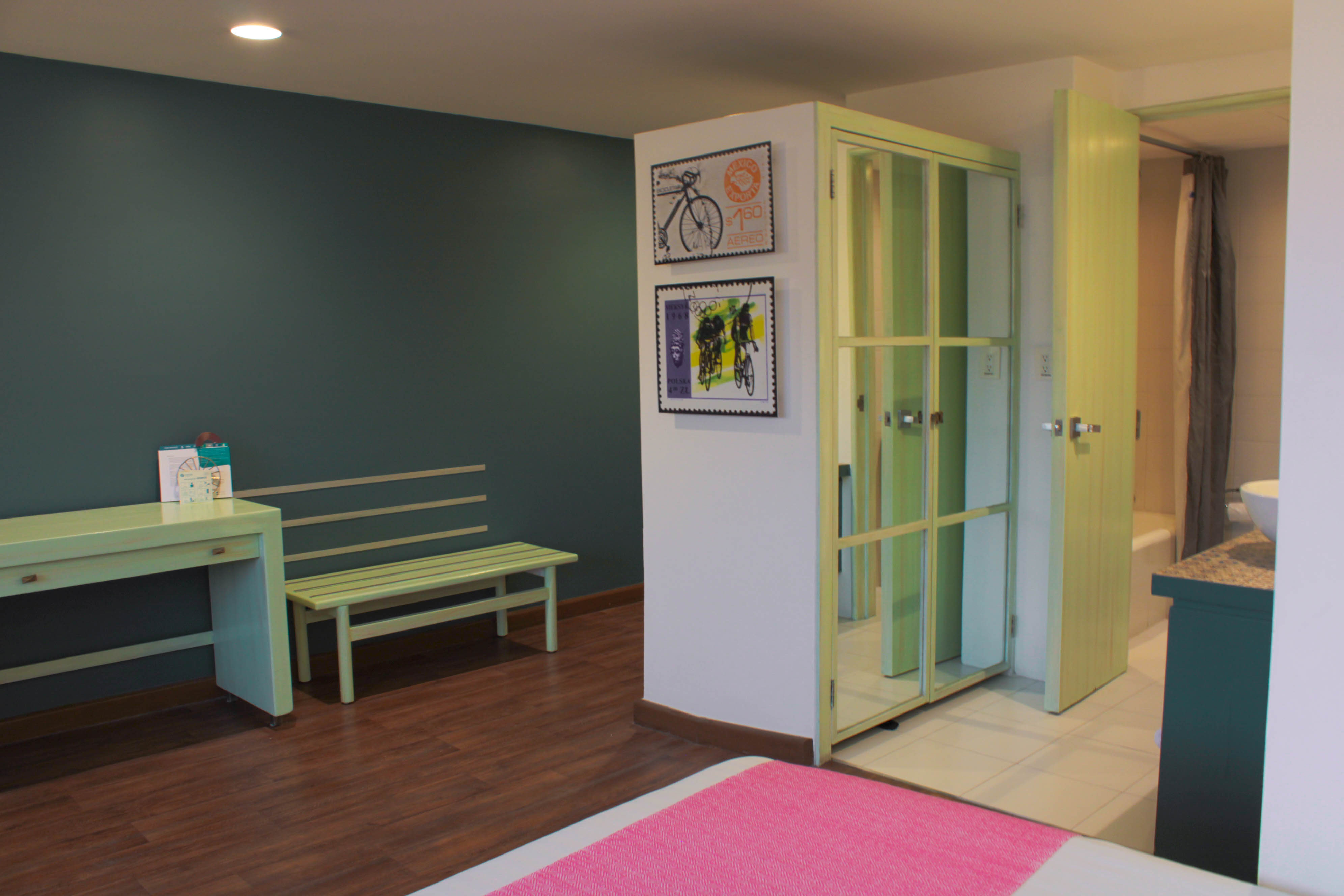 Double Deluxe King Bed