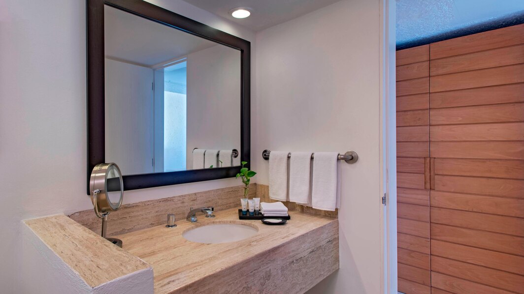 Double Ocean View with Balcony