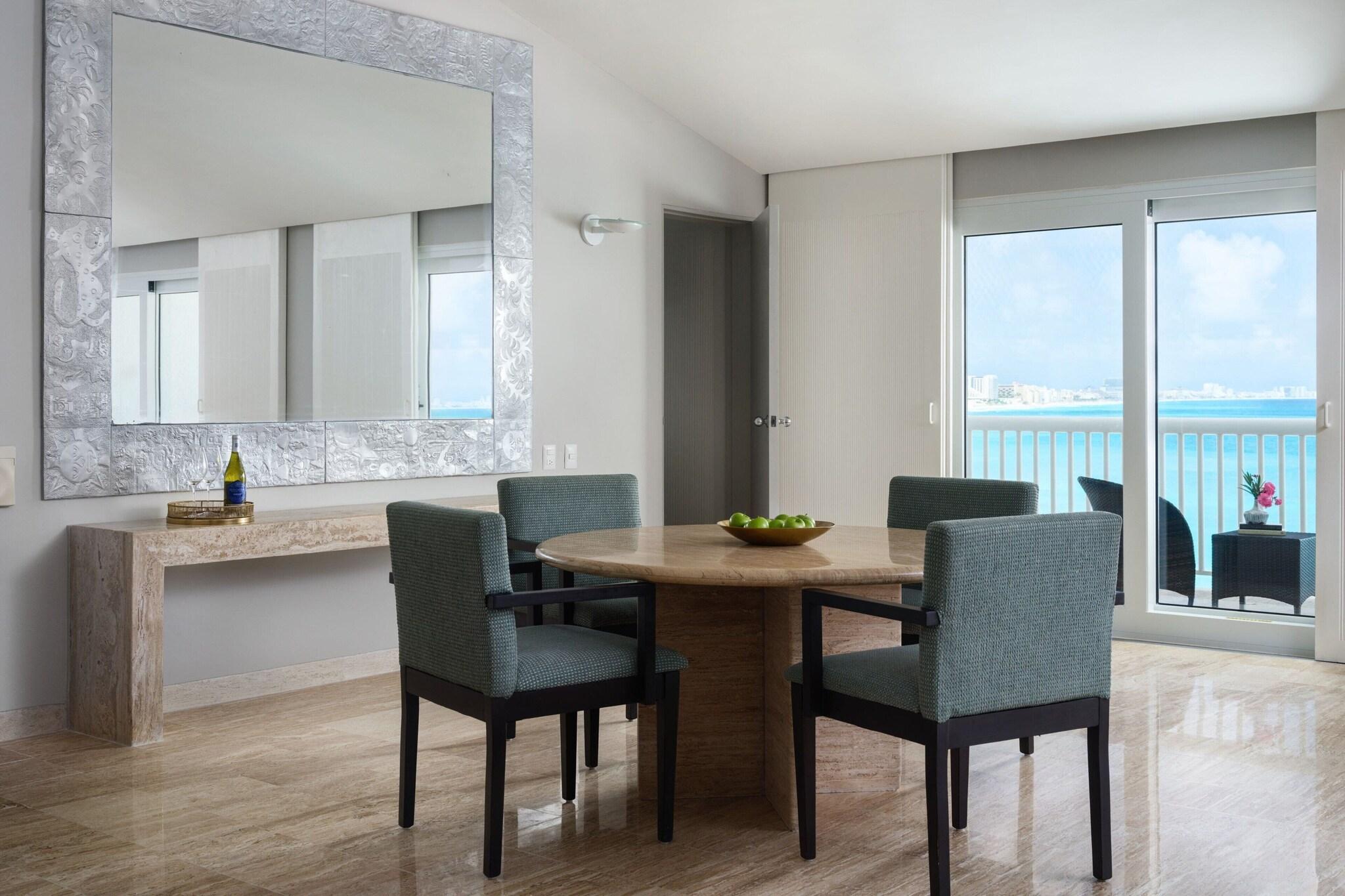 Suite Ocean View King Bed