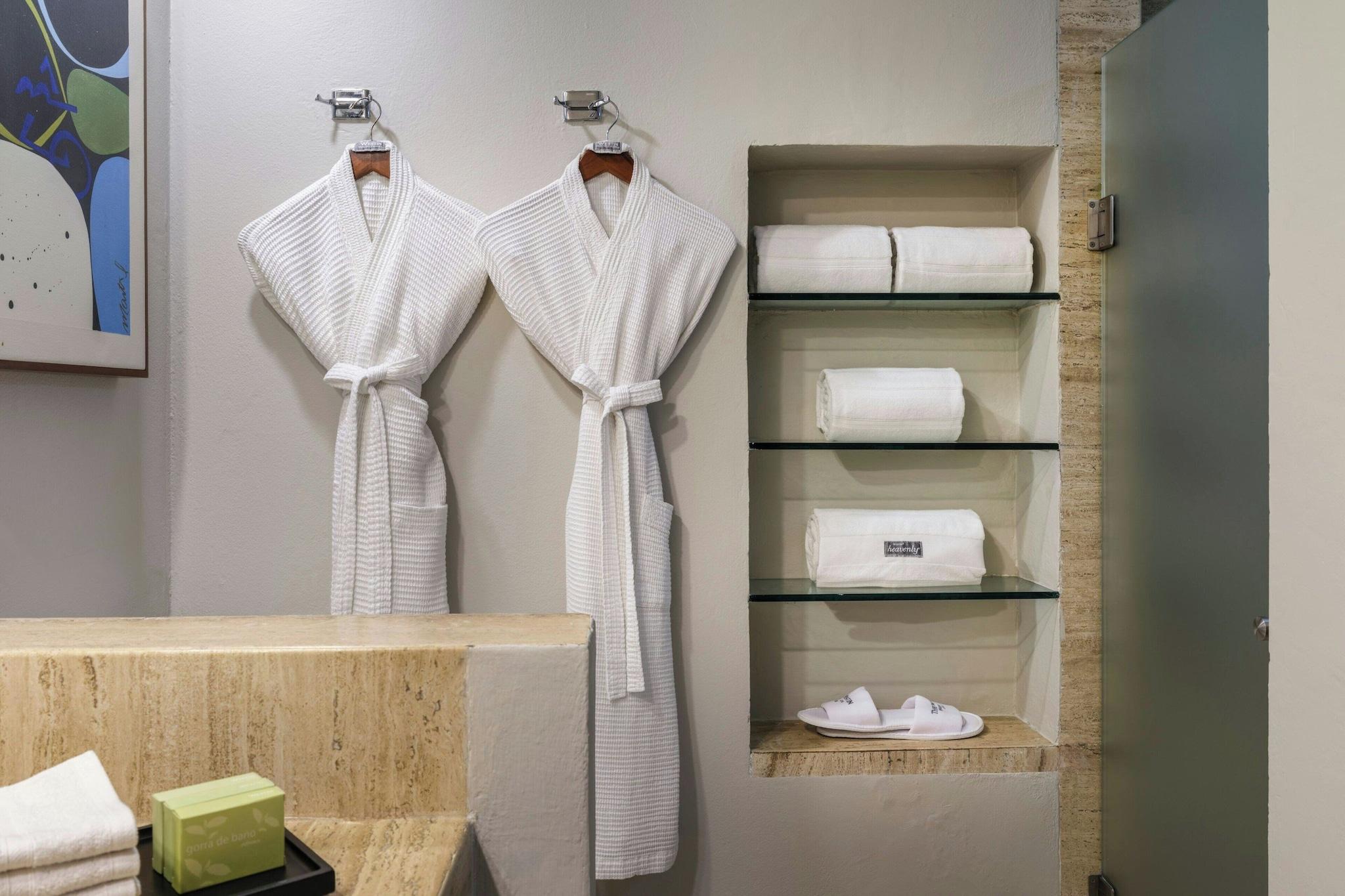 Double Ocean View King Bed