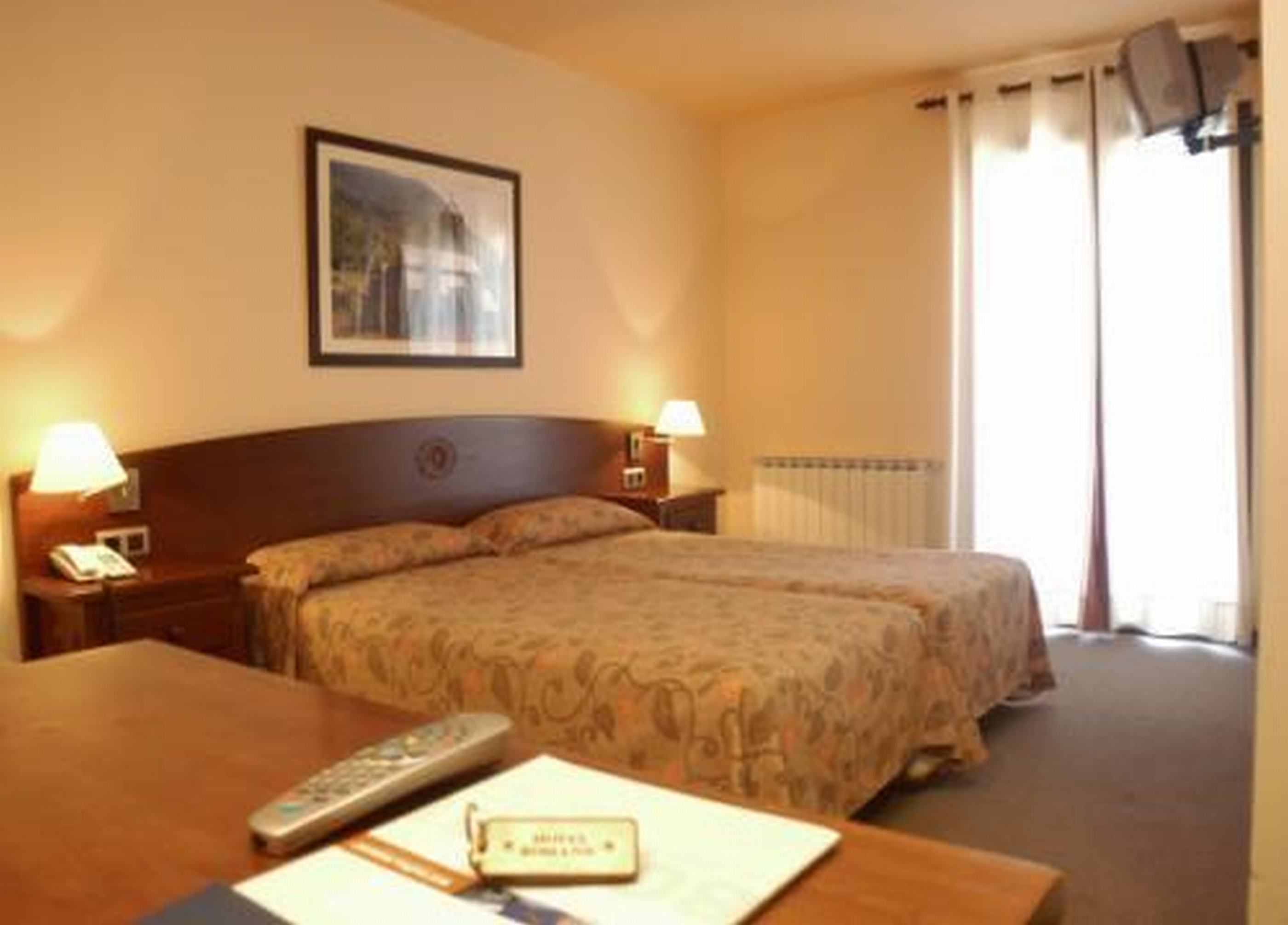 Quadruple Capacity 4