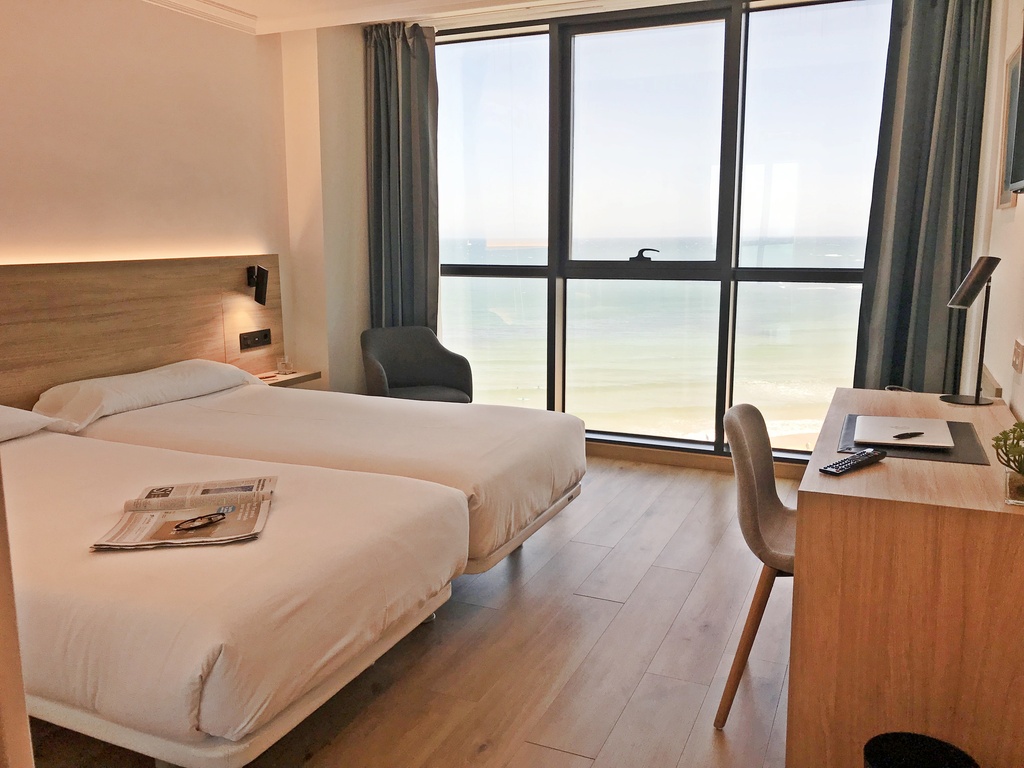 Double Single Sea View