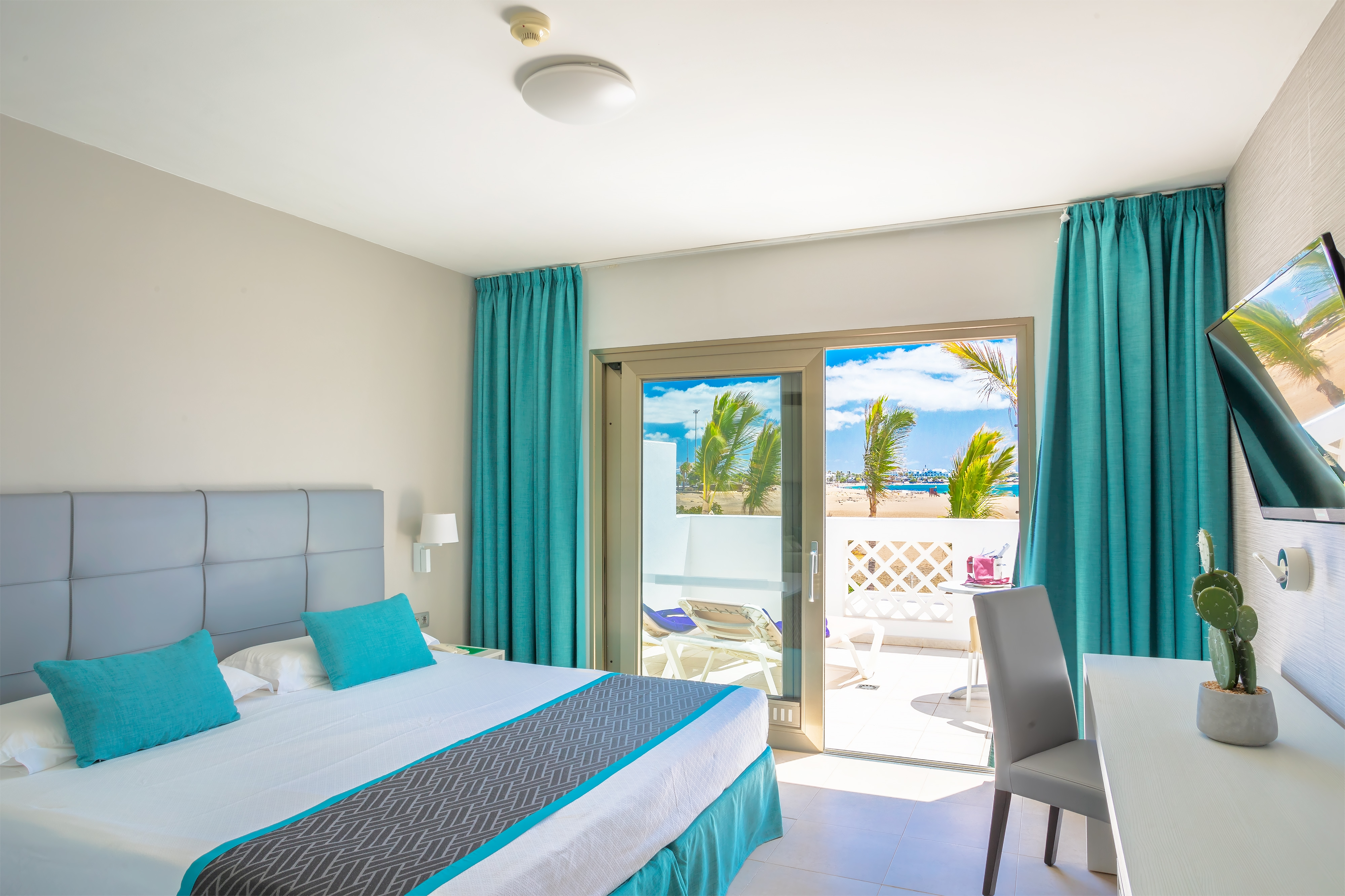 Double or Twin Partial Sea View