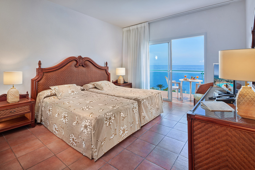 Double or Twin Sea View