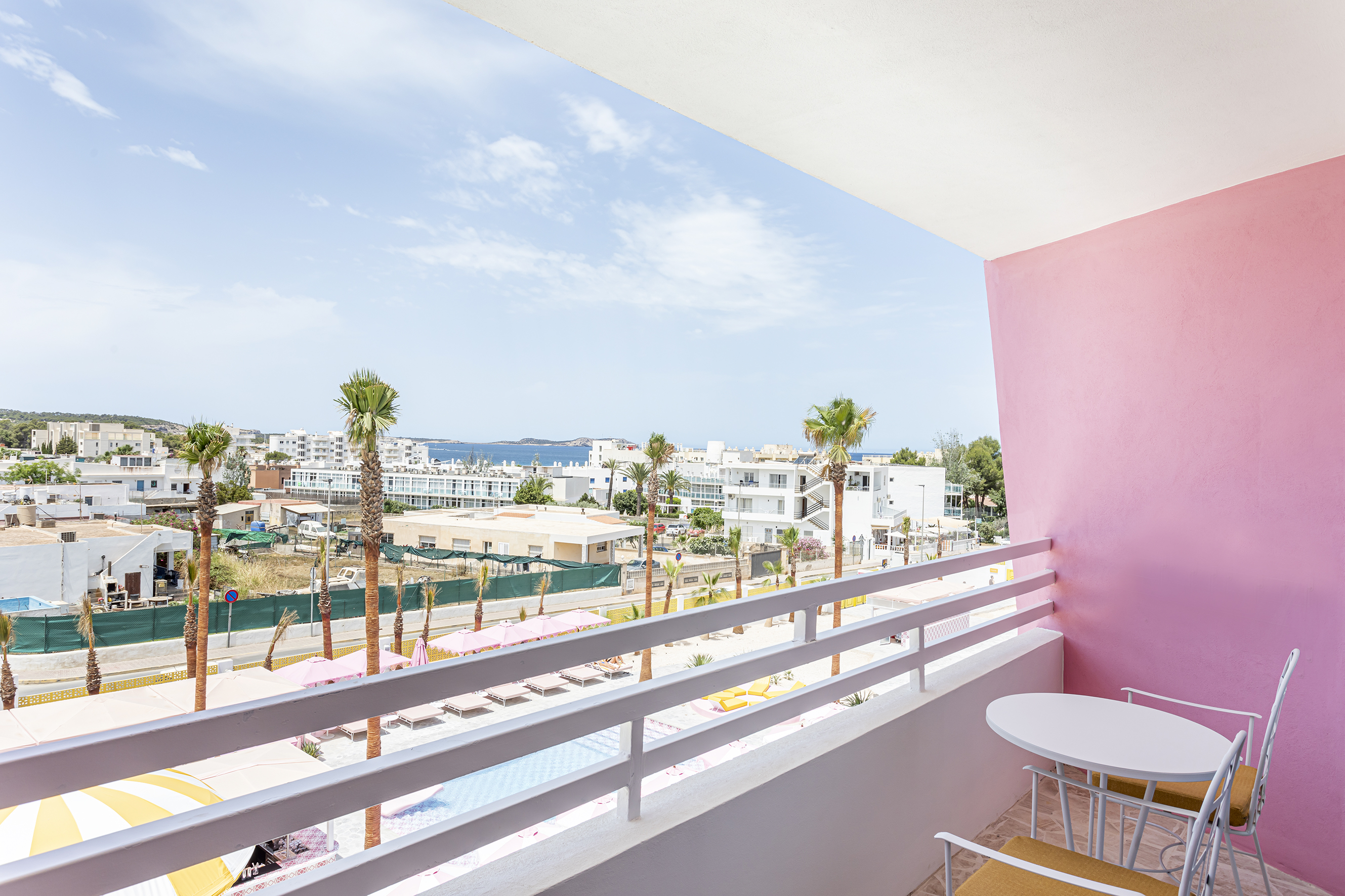 Junior Suite Pool View