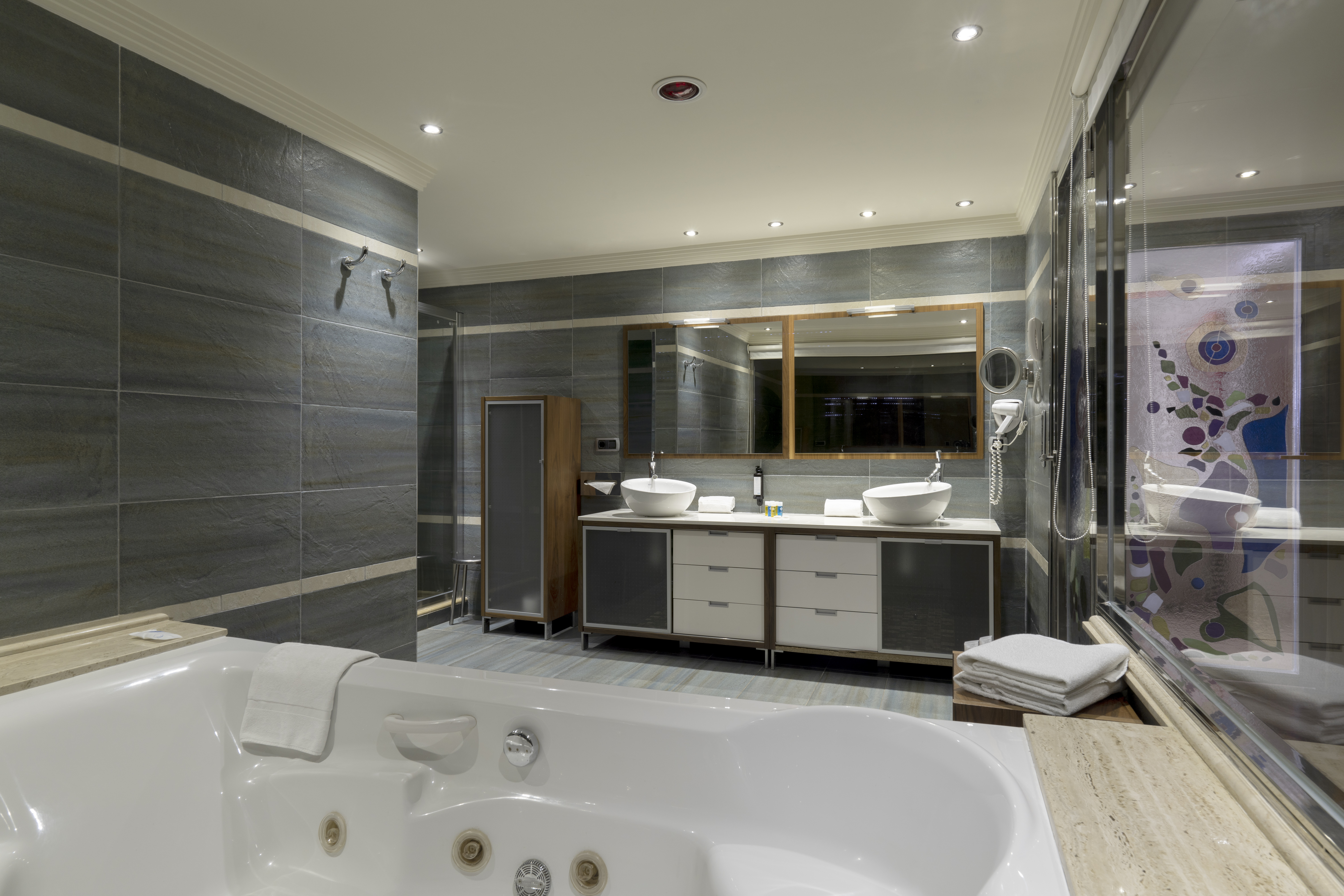 Junior Suite Capacity 3