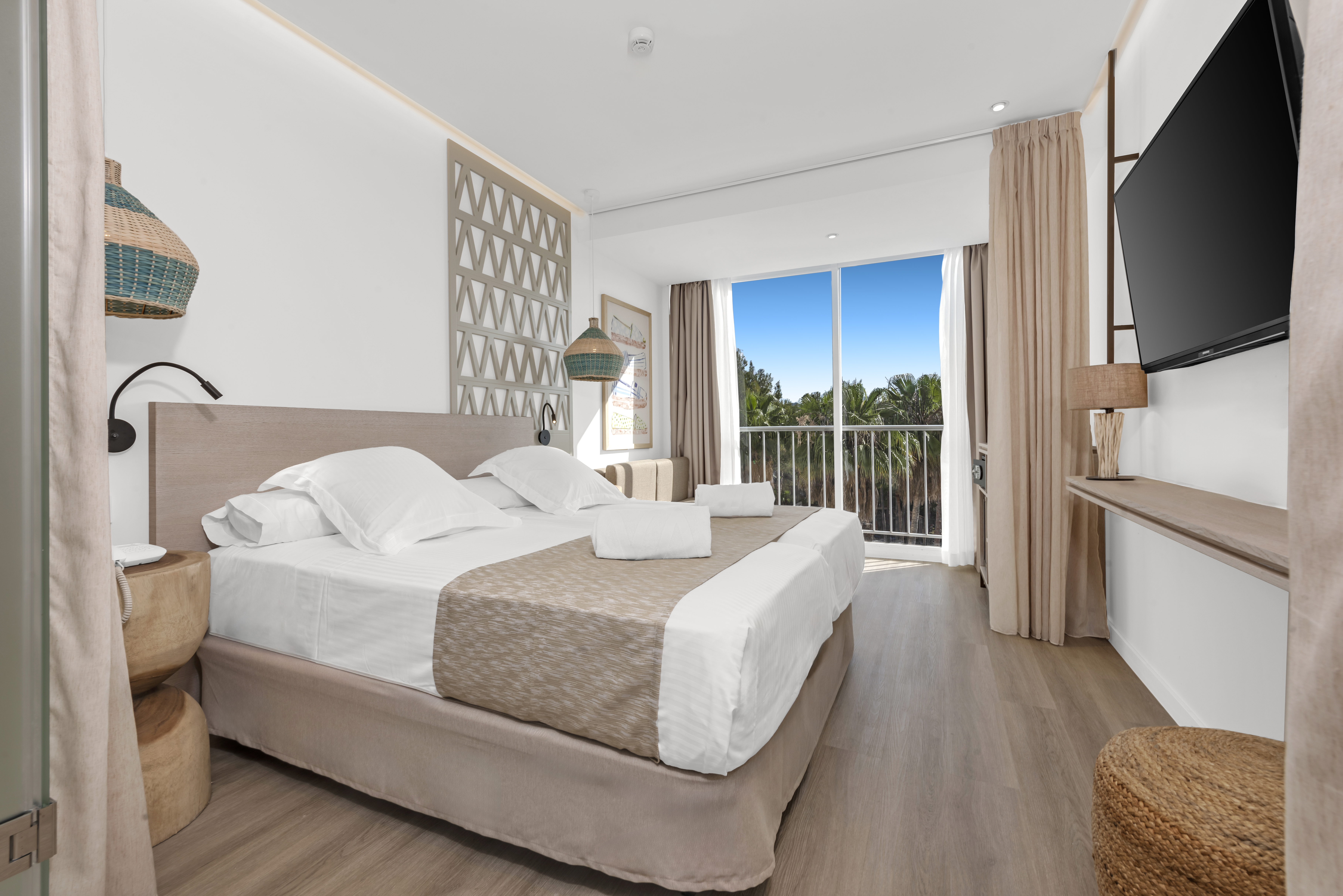 Double or Twin Capacity 3