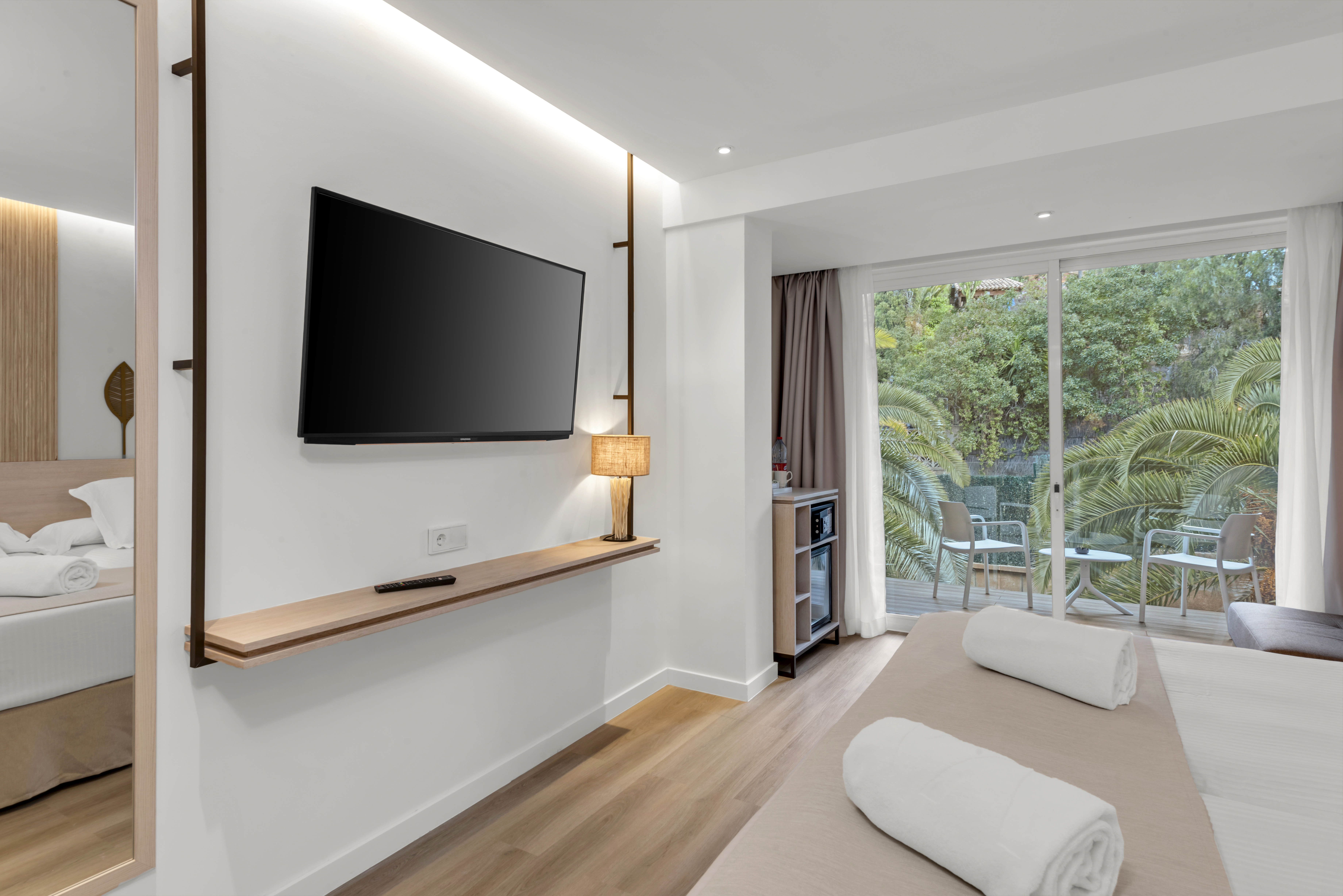 Double or Twin Capacity 2