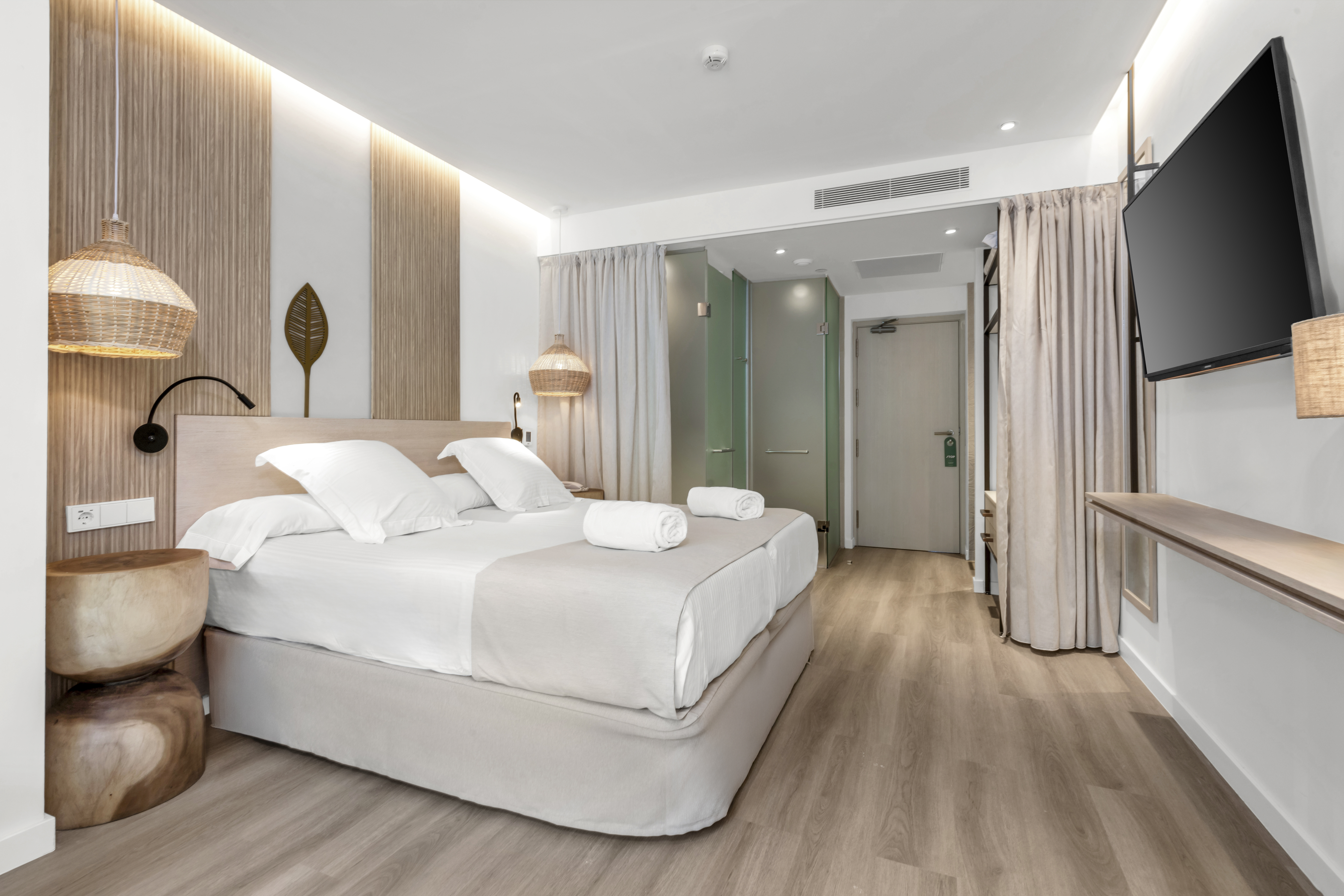 Double or Twin Capacity 3