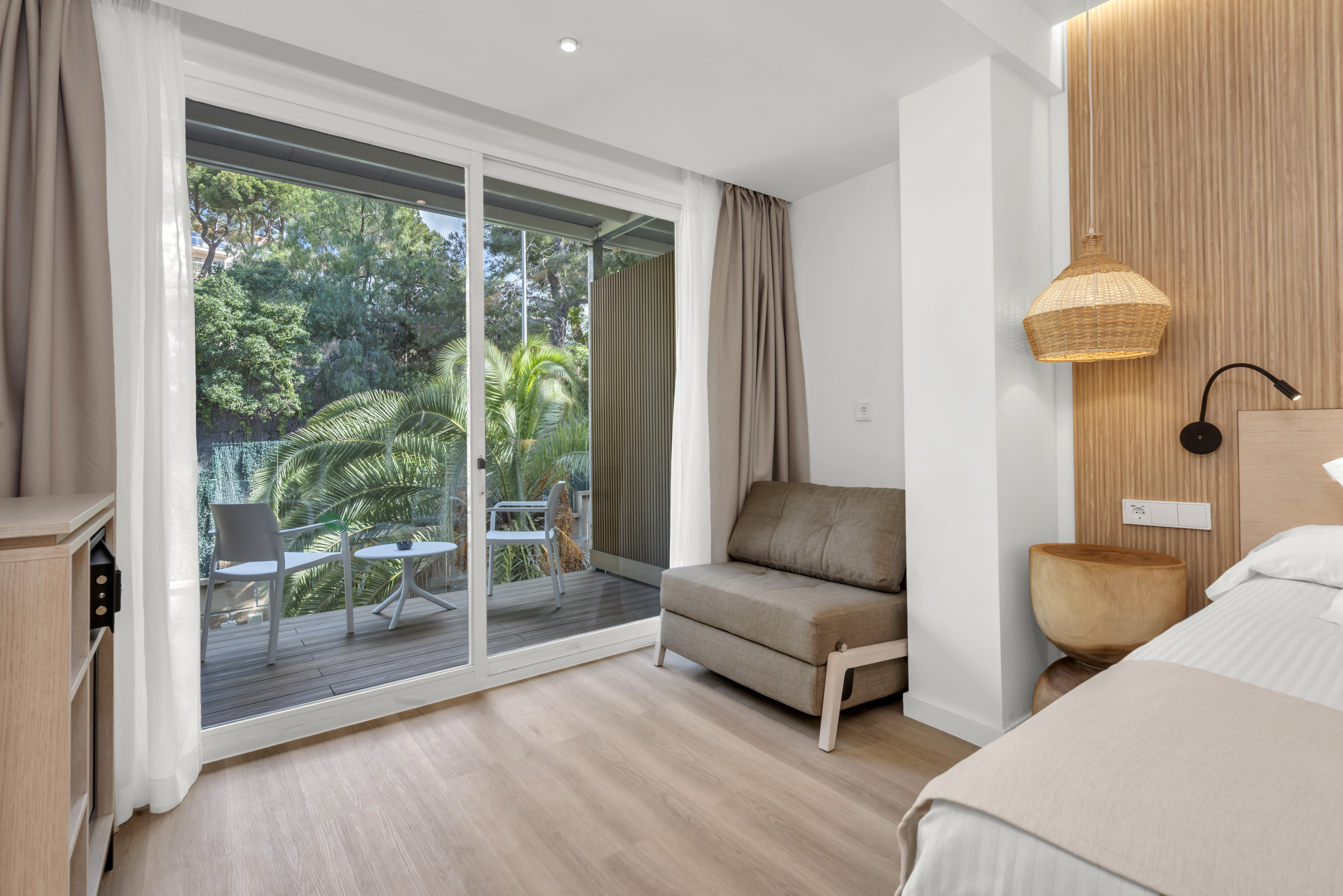 Double or Twin Capacity 2