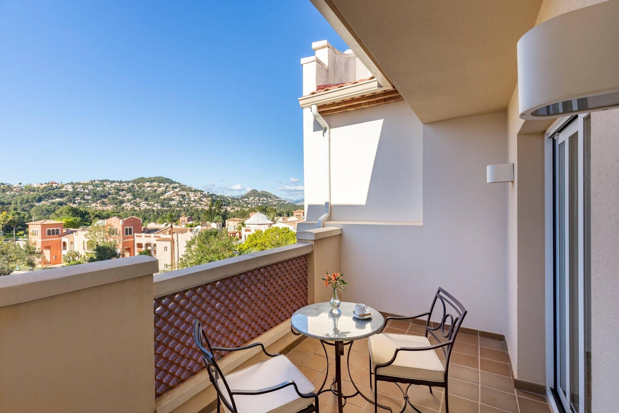 Suite with Balcony with Views