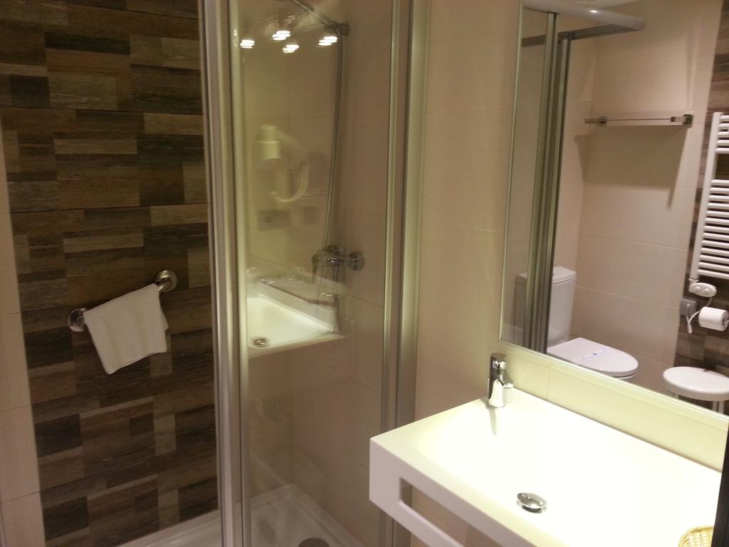 Double or Twin Superior