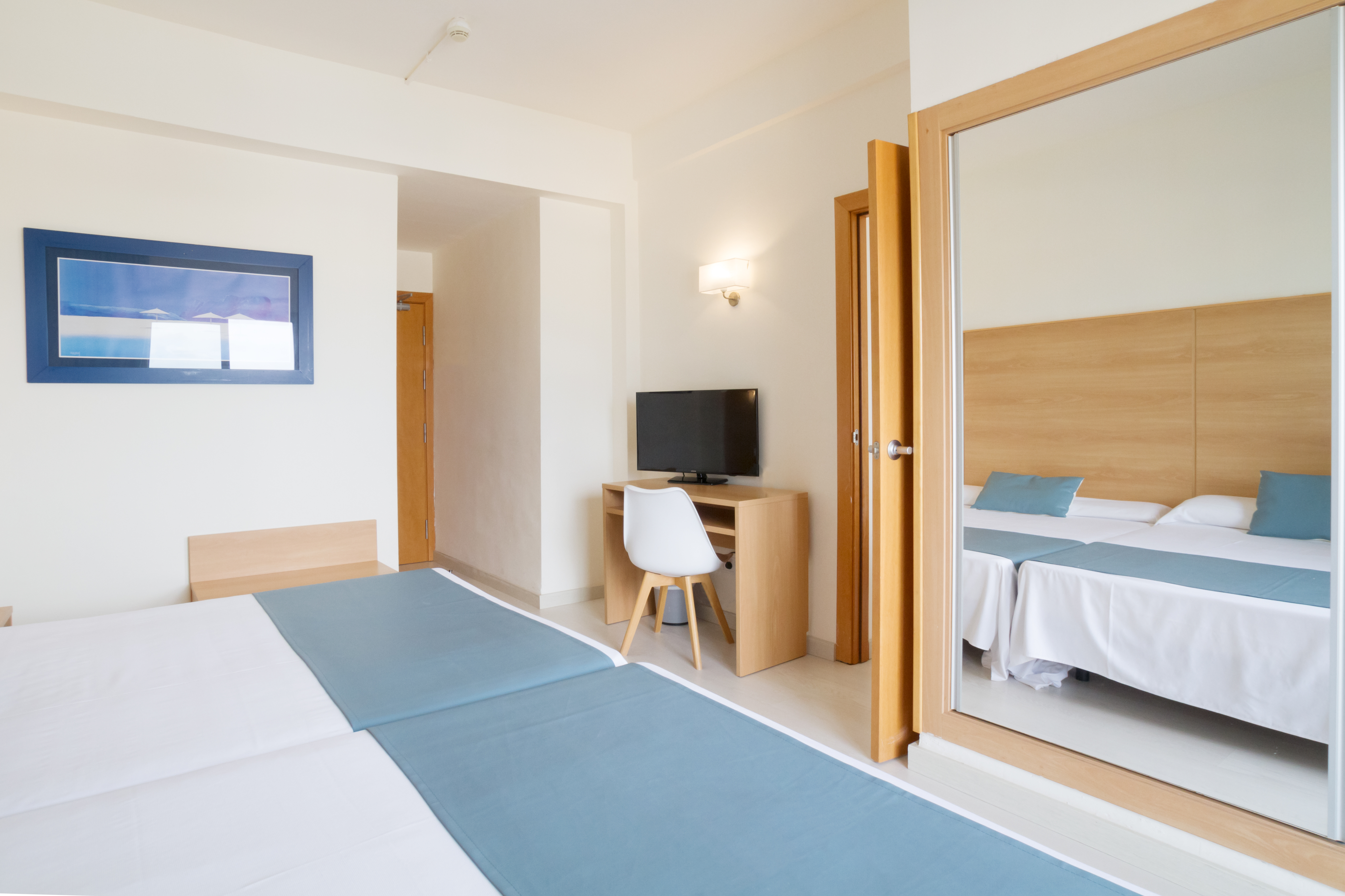 Double or Twin Standard