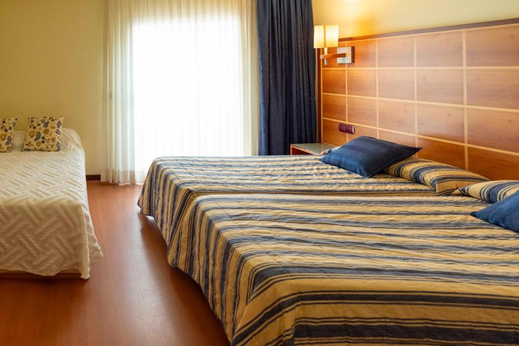 Quadruple with Terrace