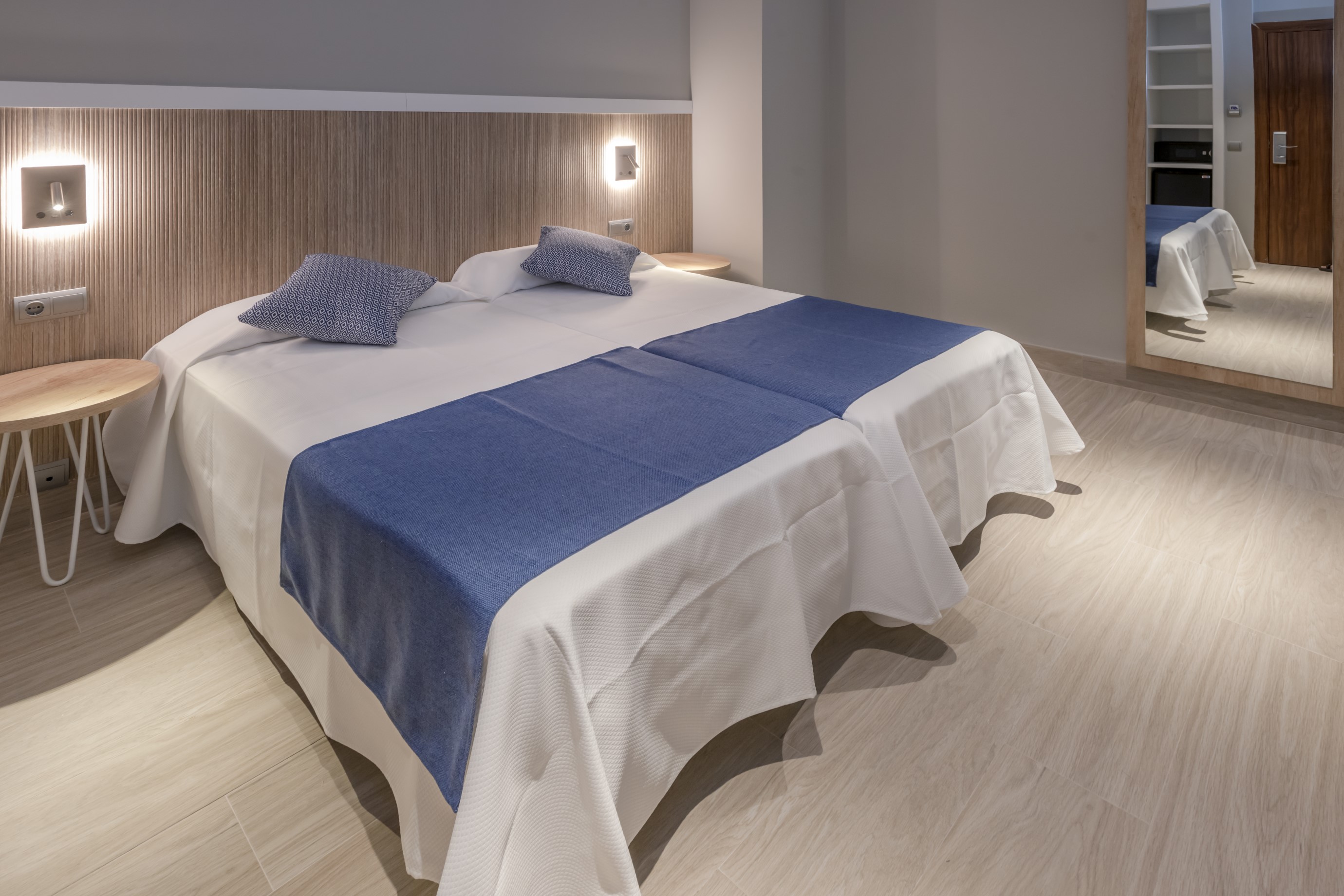 Double or Twin Standard