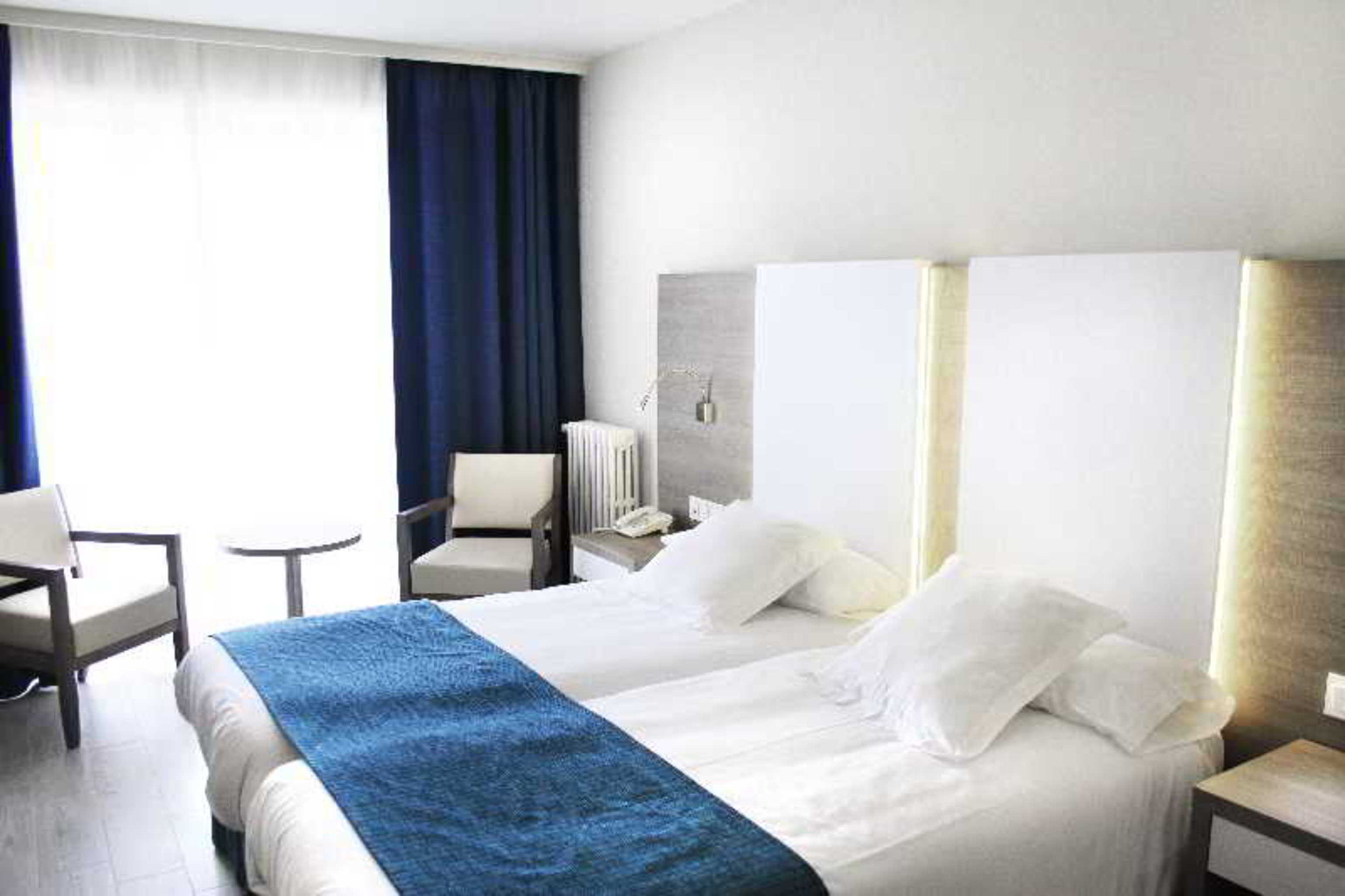 Double Single Superior