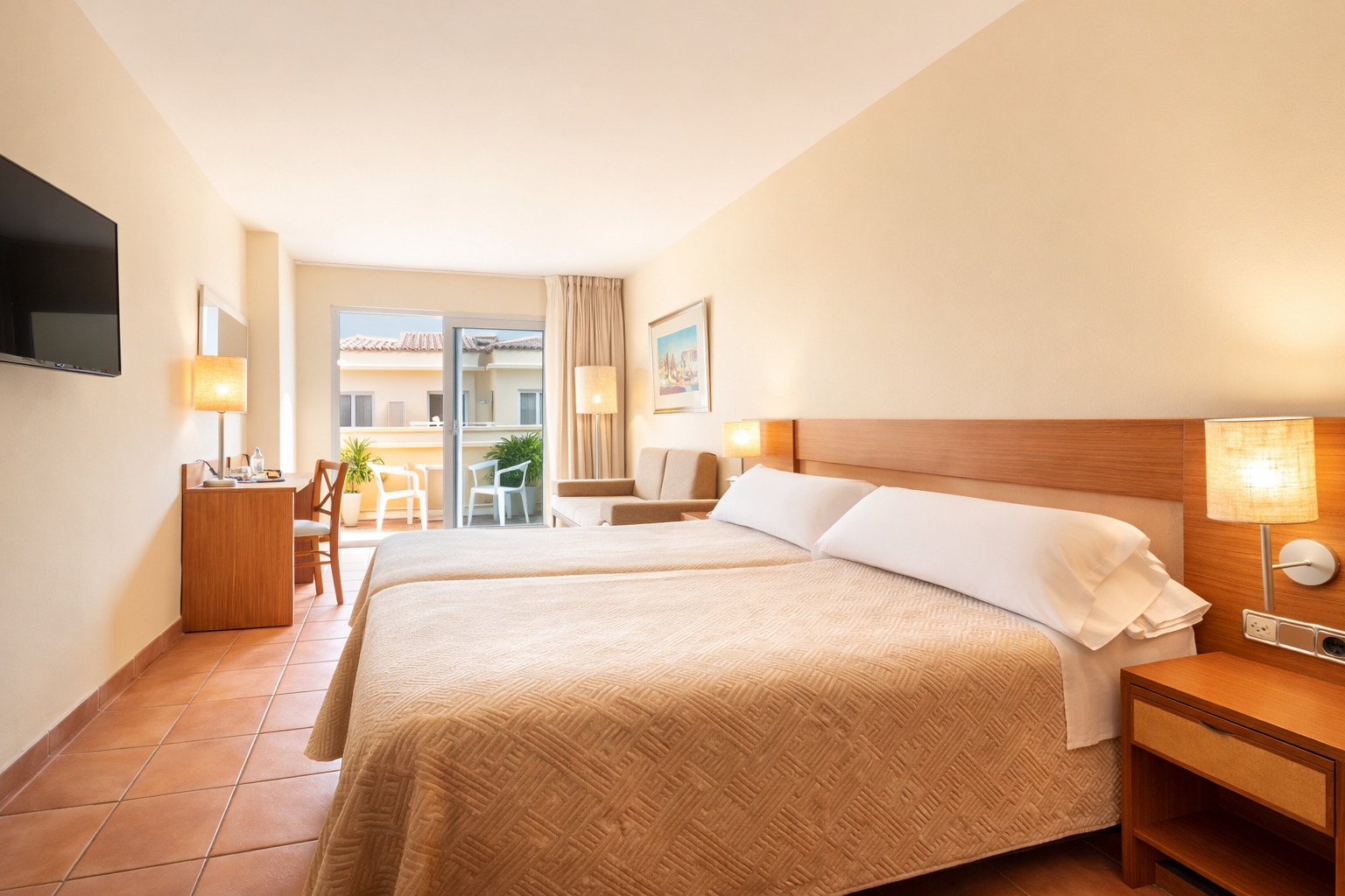 Double or Twin Standard