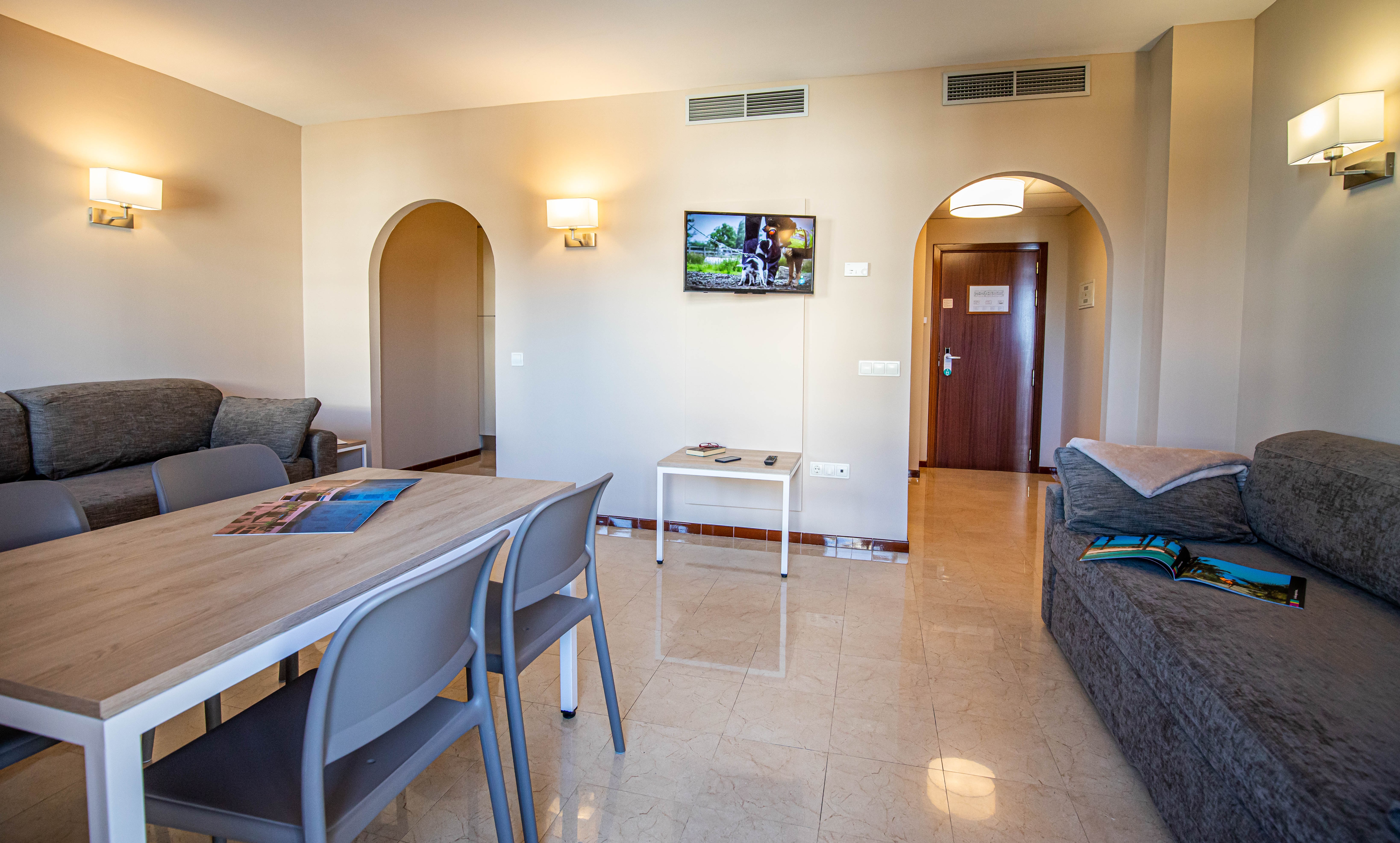 Apartment Capacity 6 Two Bedrooms