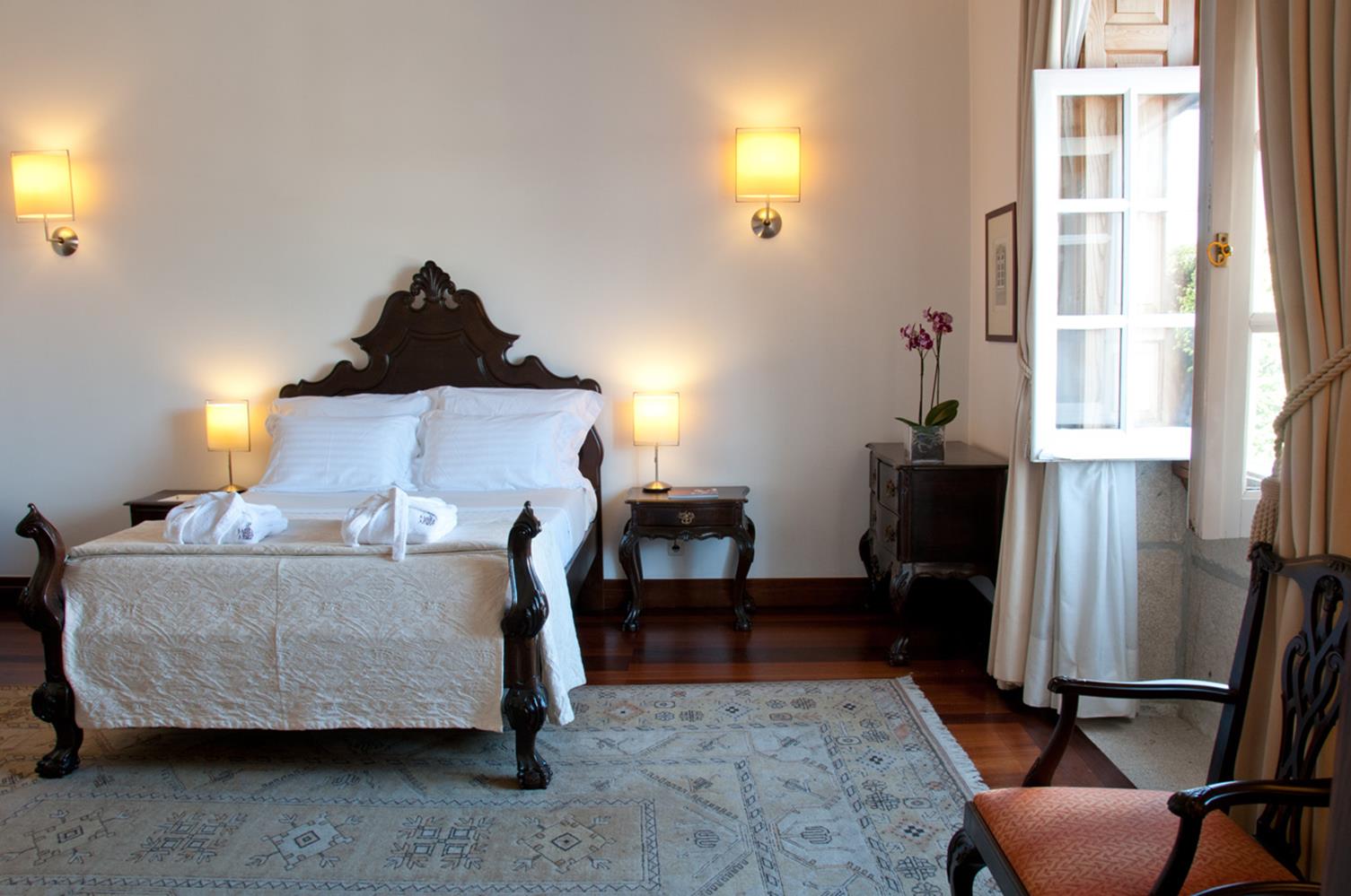 Double or Twin Deluxe