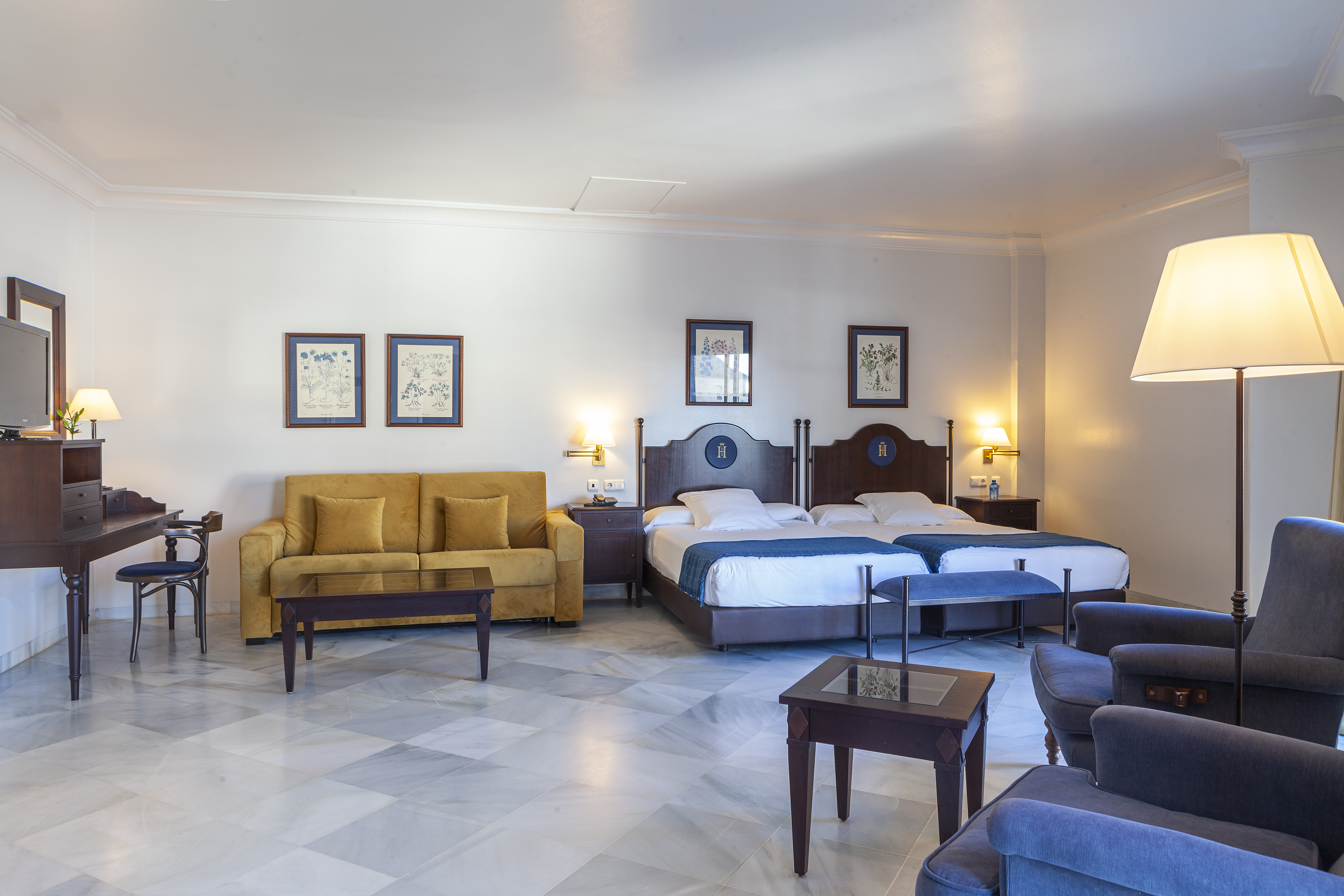 Double or Twin Superior