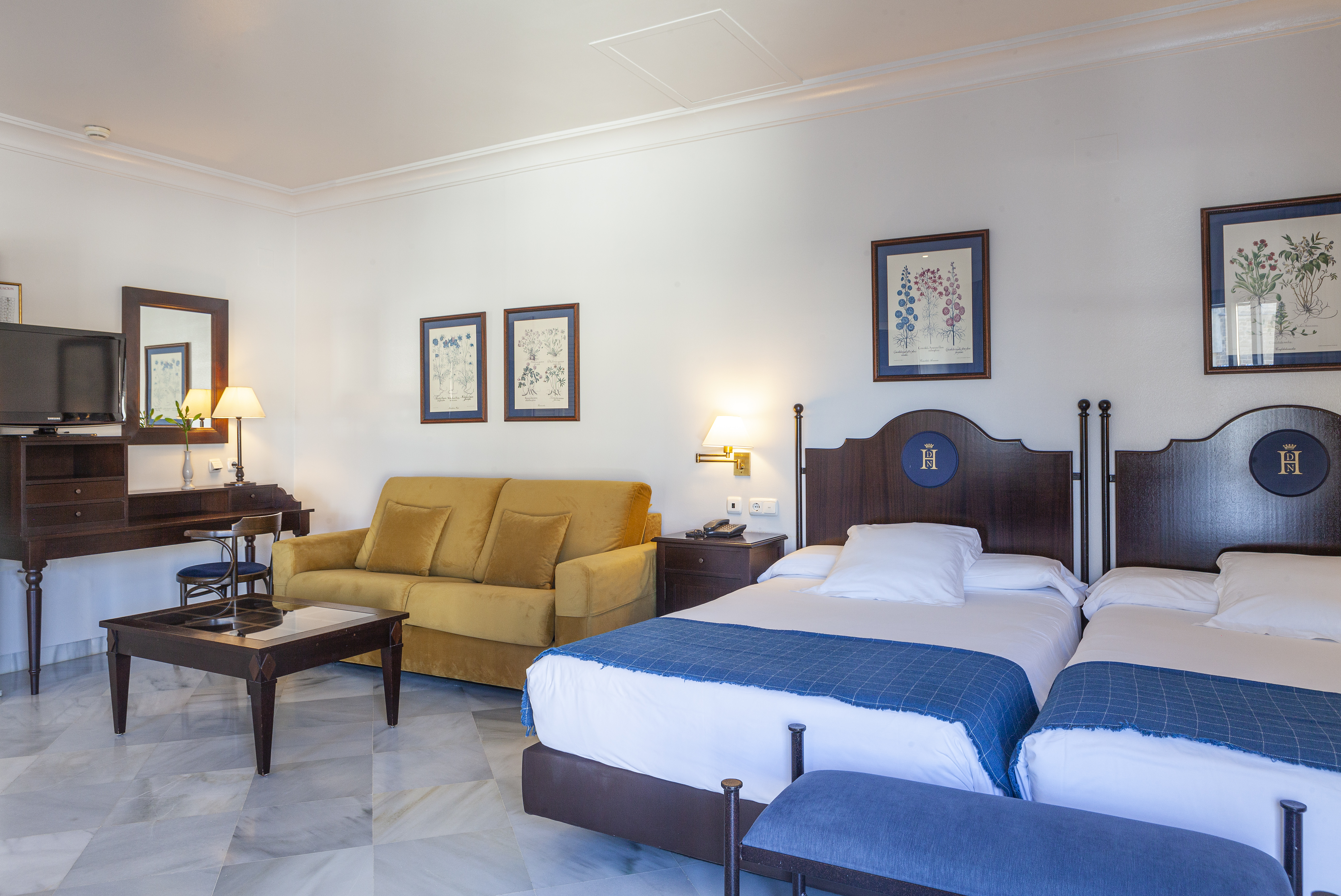 Double or Twin Superior