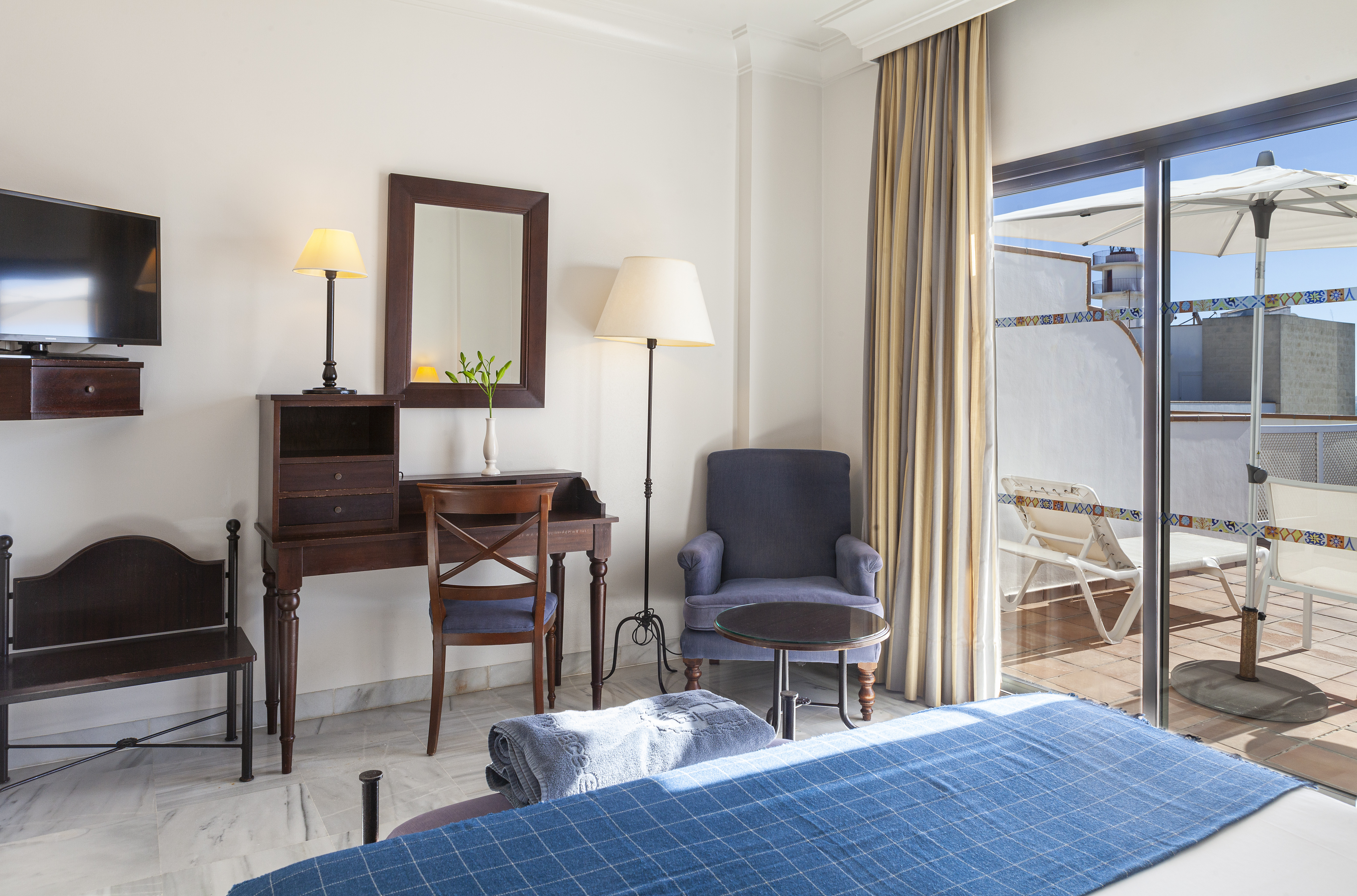 Double or Twin Sea View