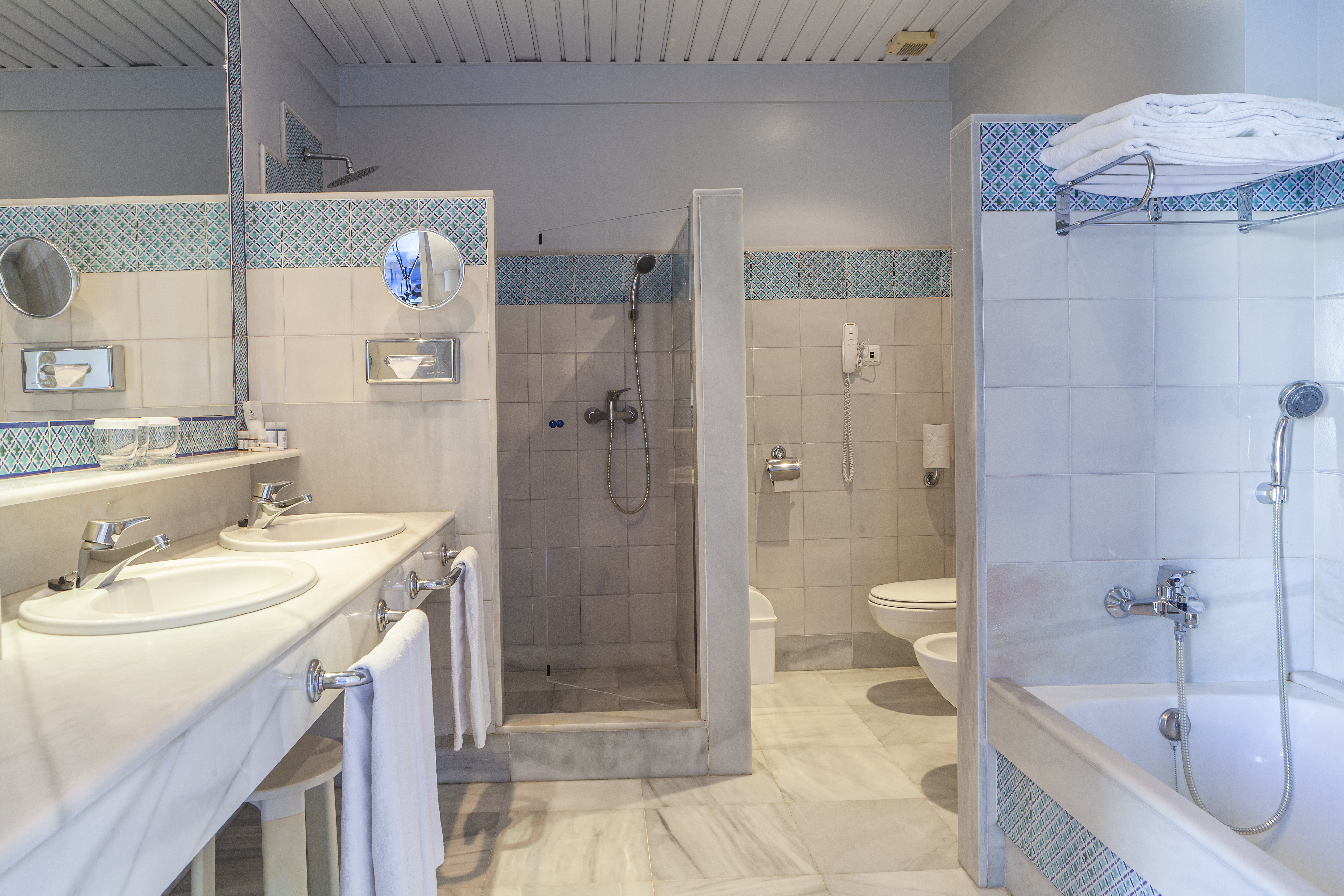 Double or Twin Superior