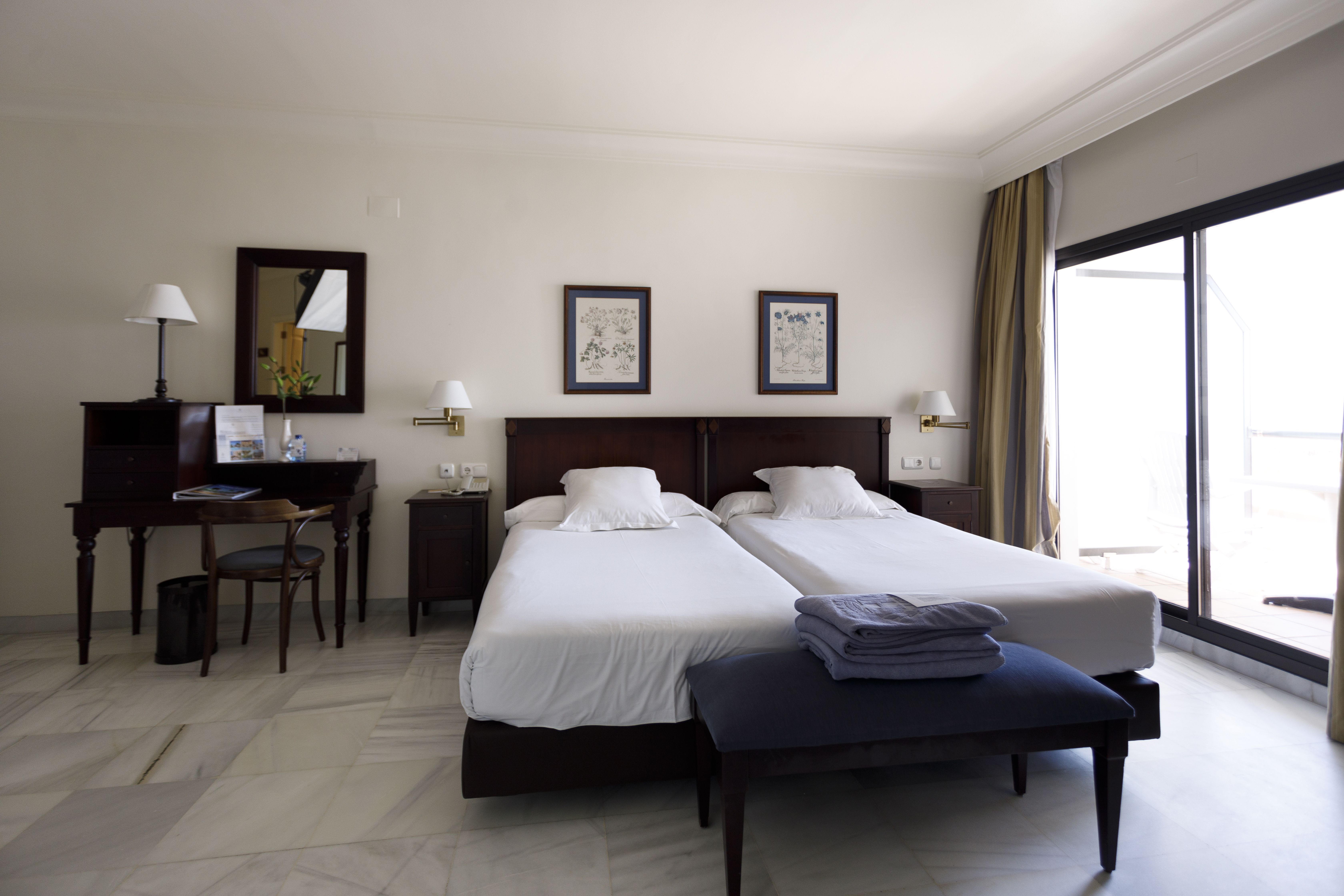 Double or Twin Ocean View One Bedroom