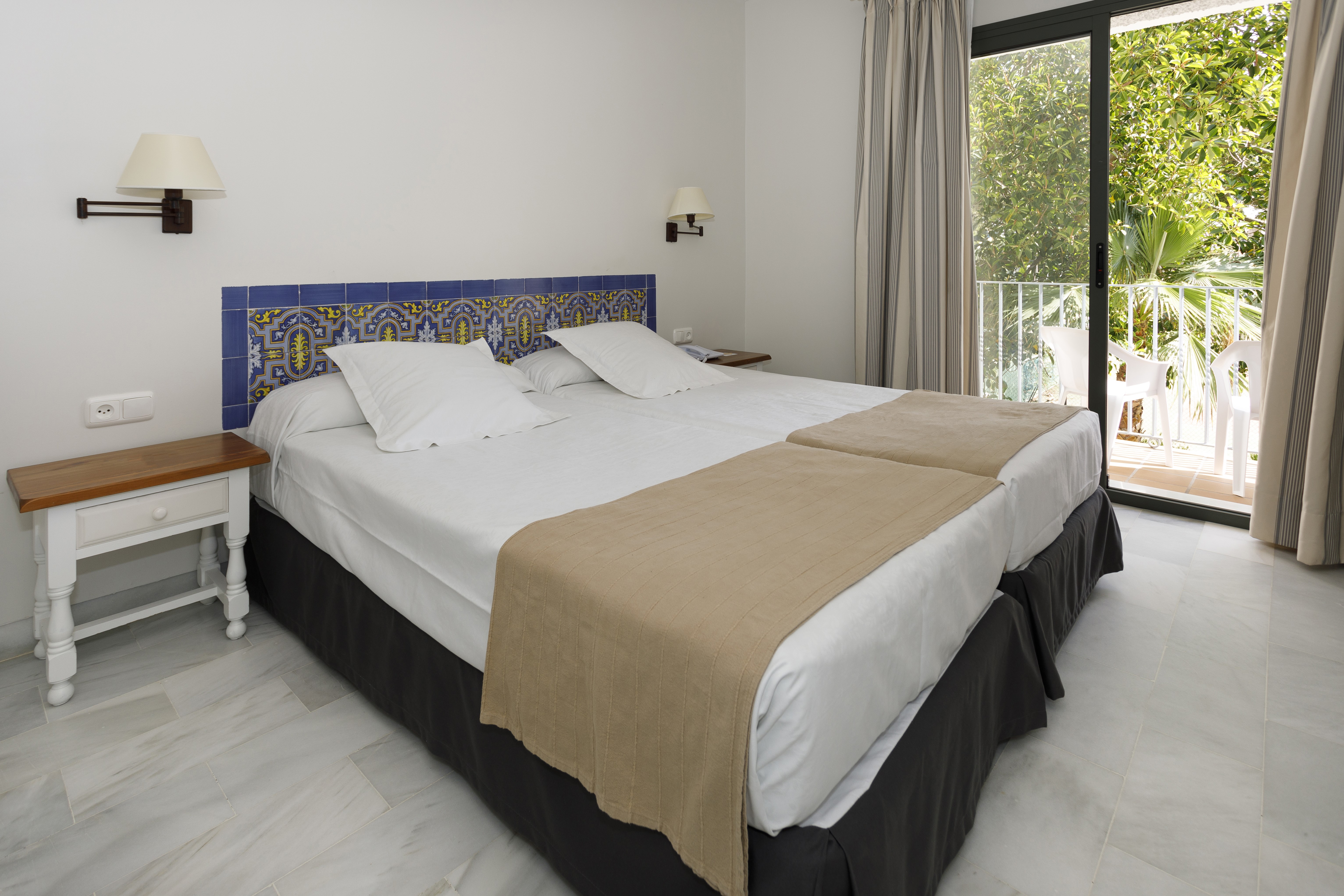 Double or Twin Capacity 3