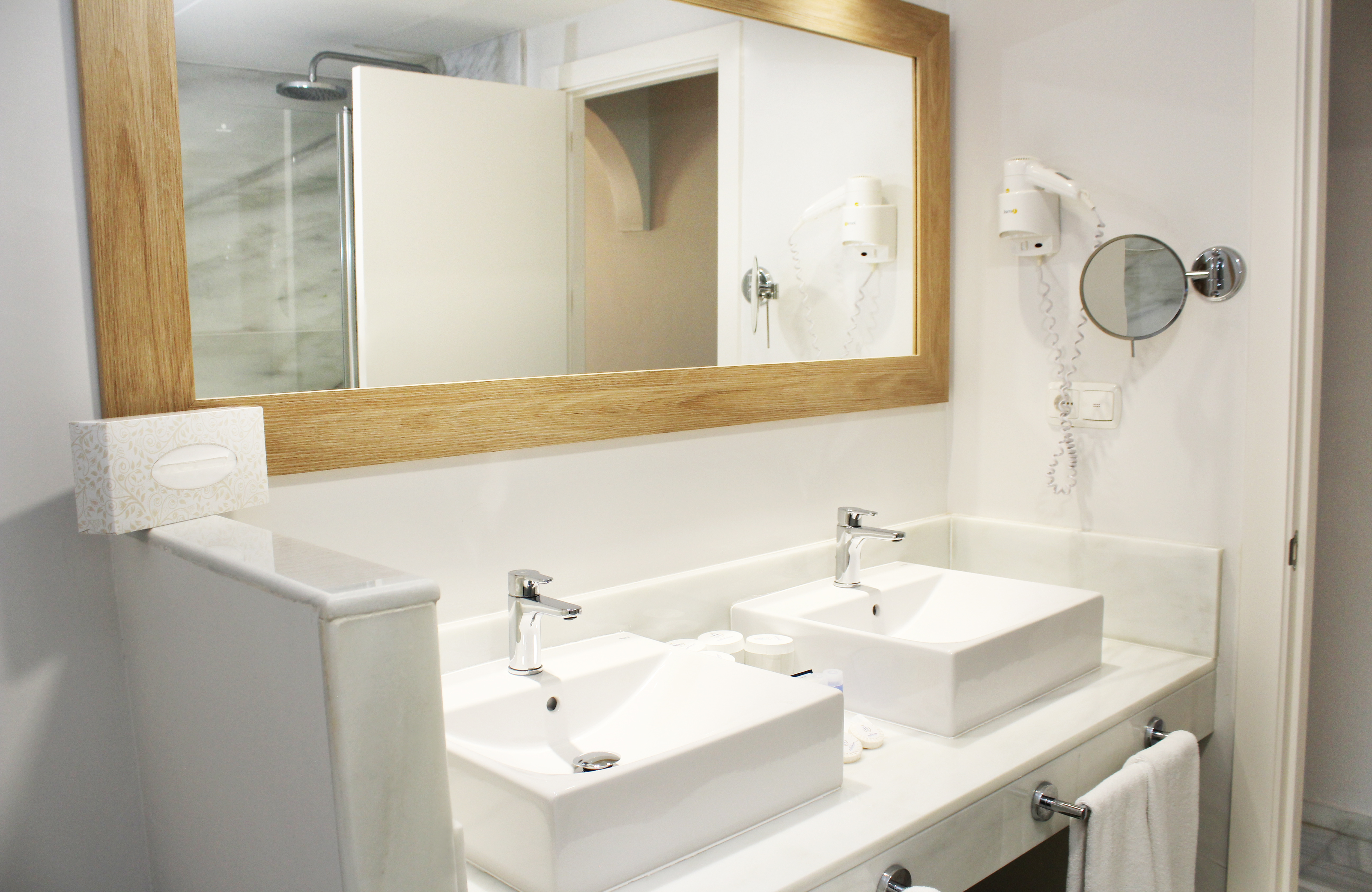 Family Room Capacity 2