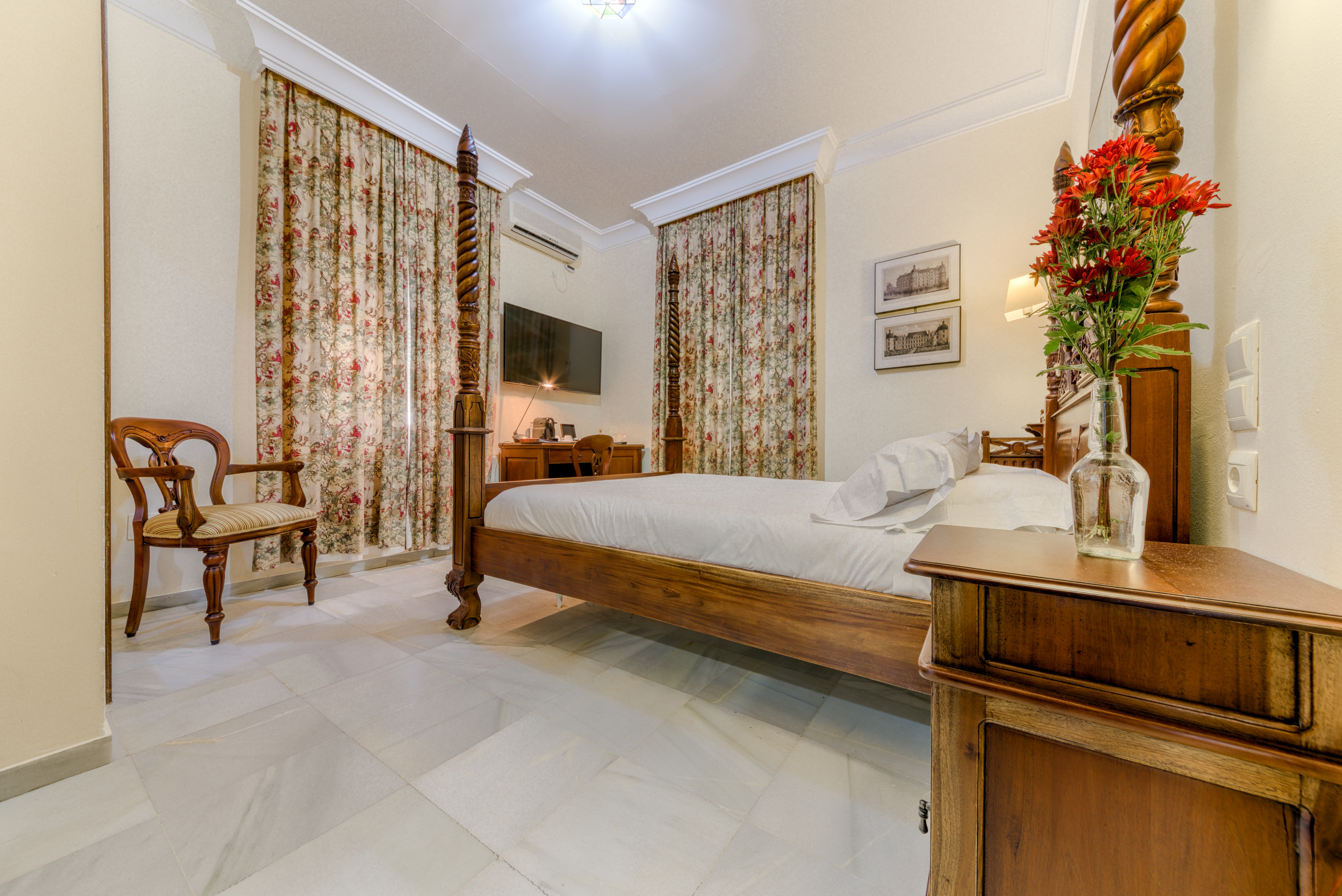 Double or Twin Standard